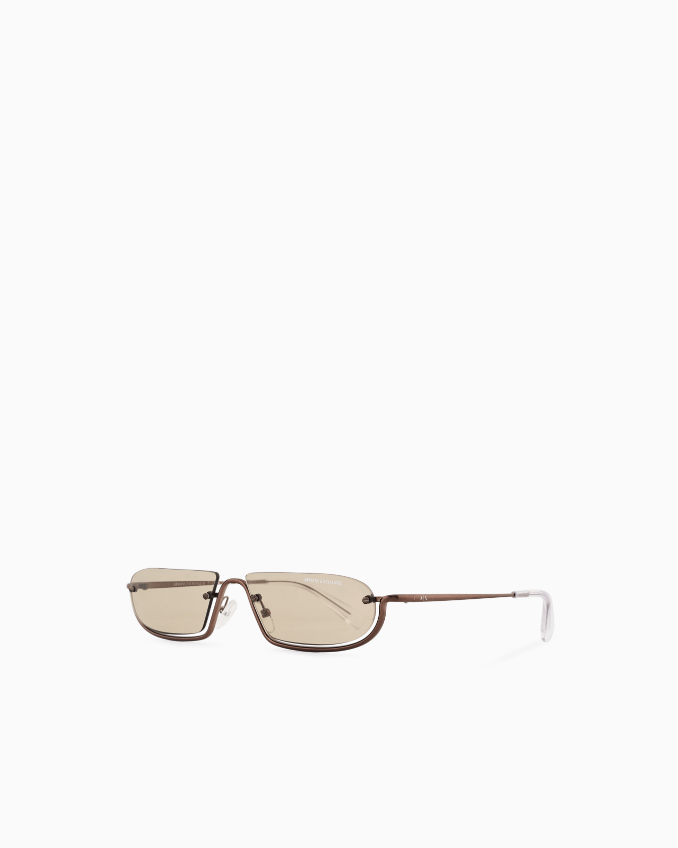 Irregular shaped men's sunglasses Slide 0