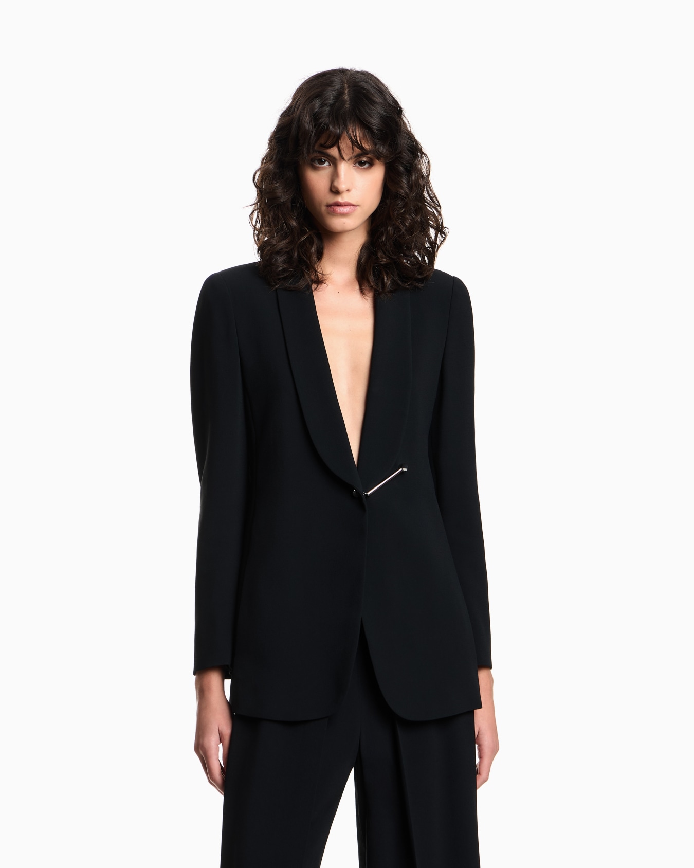 Chaqueta con solapas de chal en envers satén con cierre tipo piercing Diapositiva 3