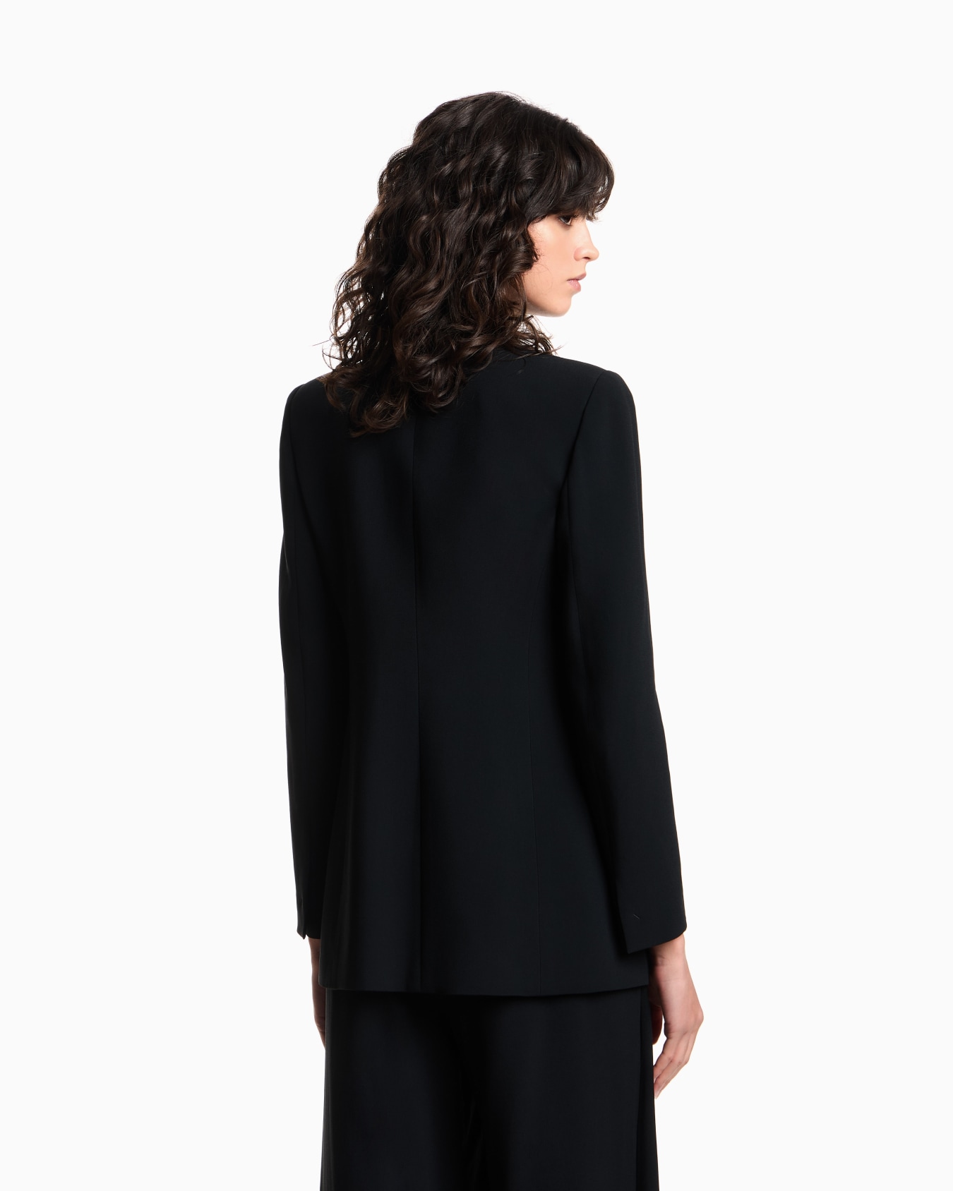 Chaqueta con solapas de chal en envers satén con cierre tipo piercing Diapositiva 2