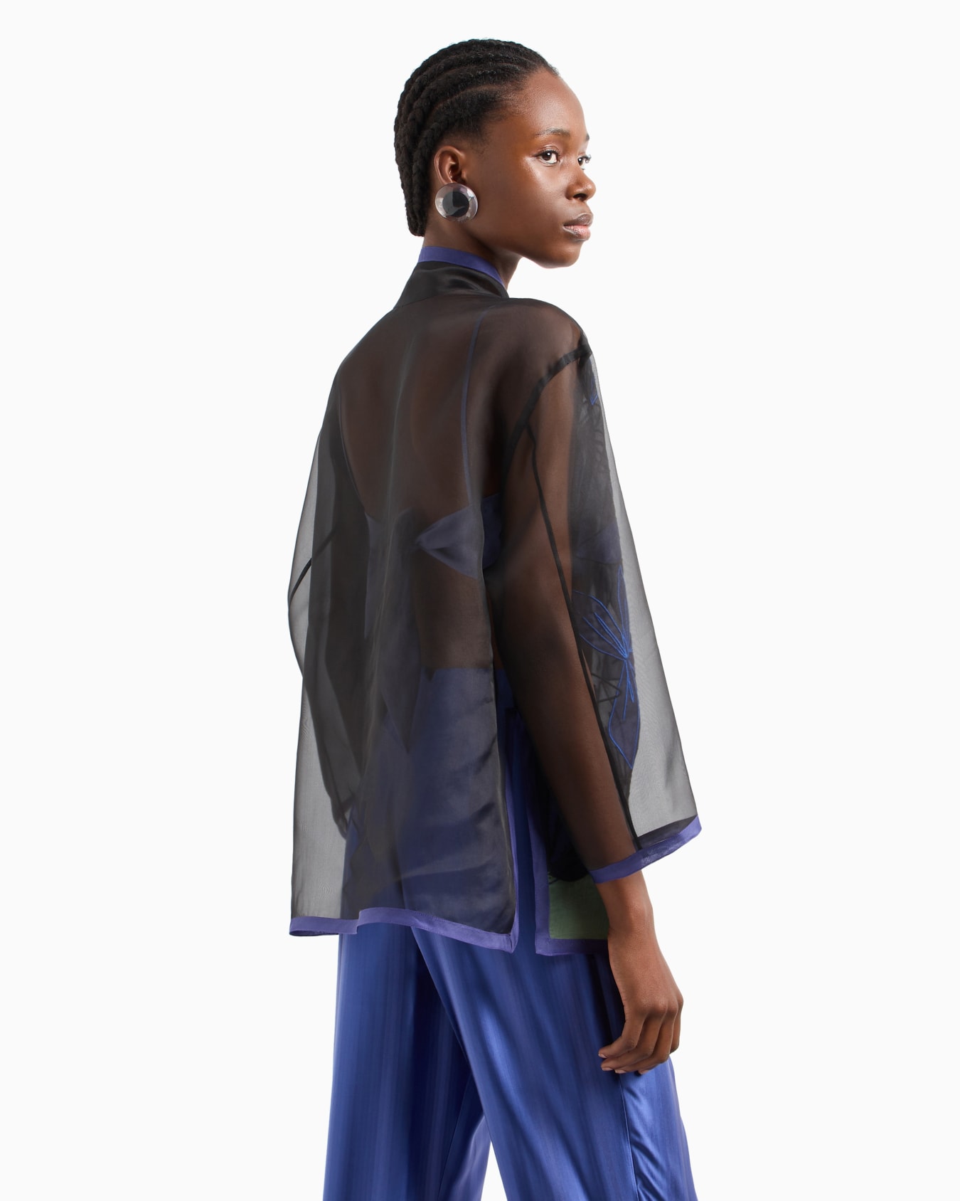 Pure silk organza shirt jacket with floral embroidery Slide 3