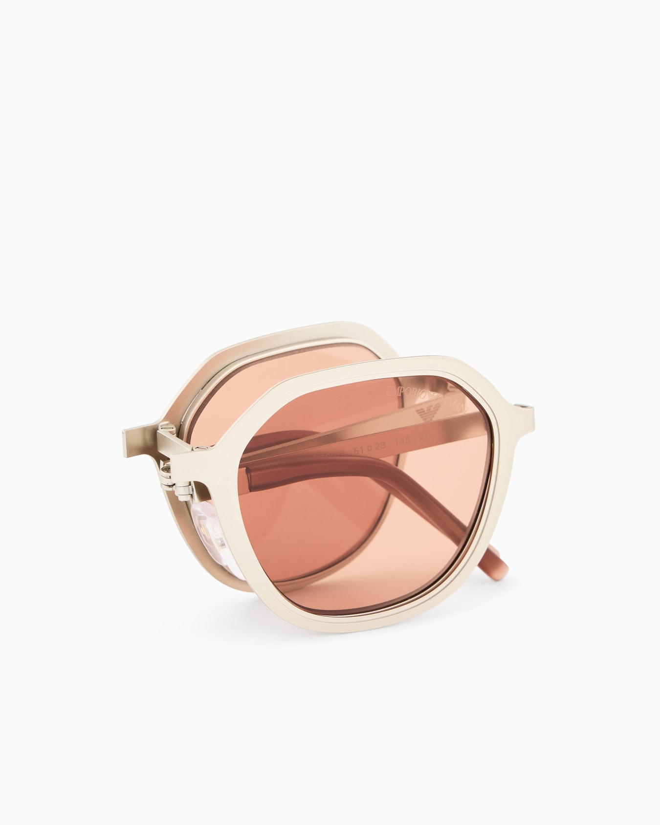 Irregular-shaped folding sunglasses Slide 1