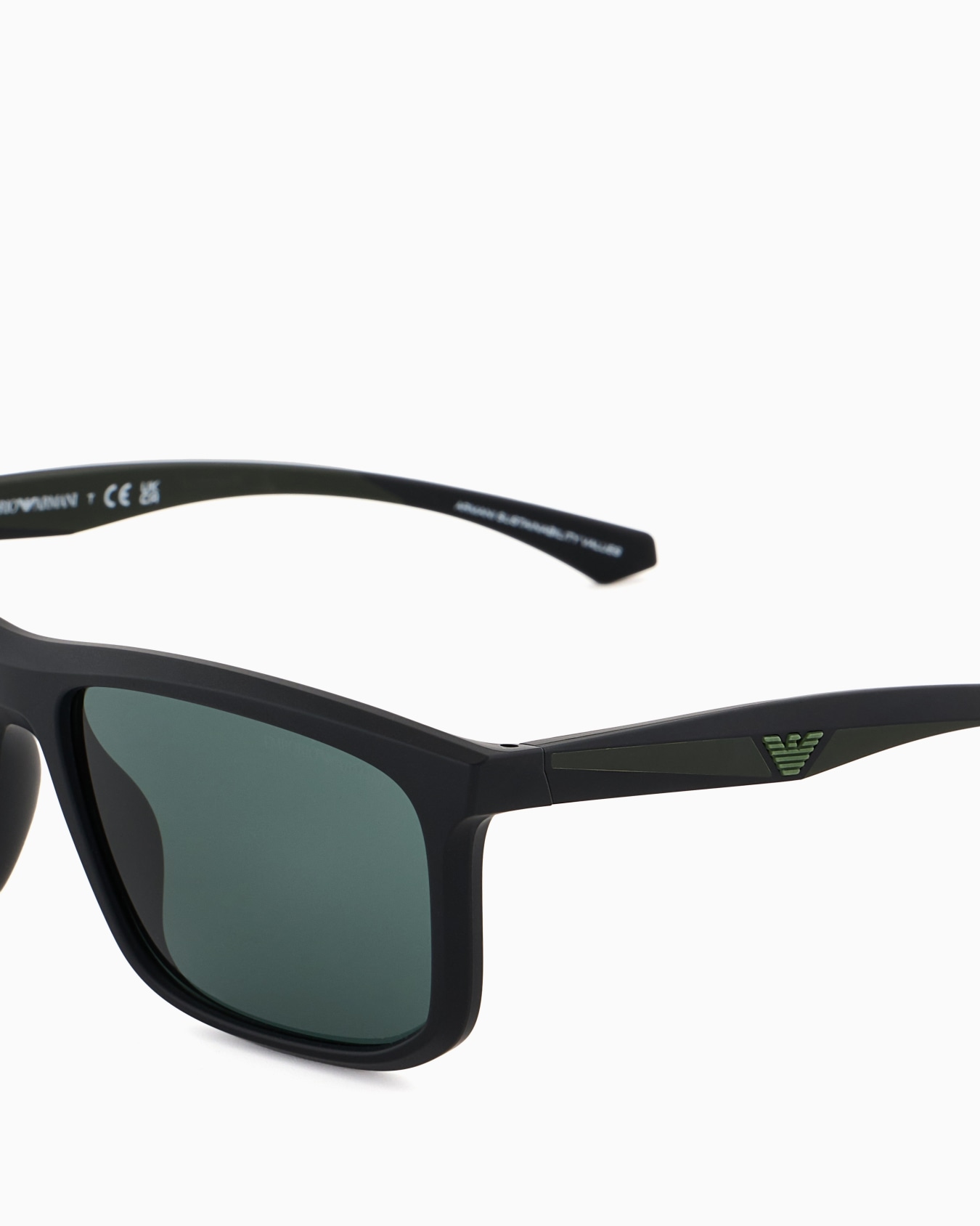 Men’s square sunglasses Slide 4