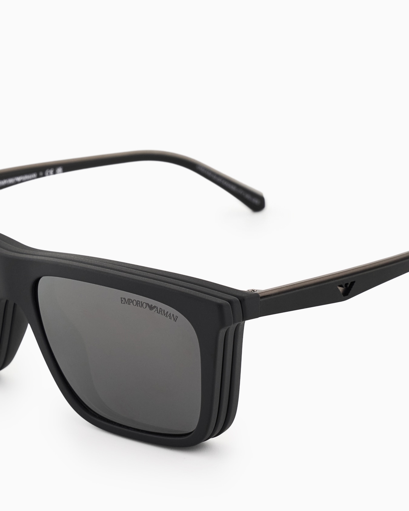Men’s square sunglasses Slide 4