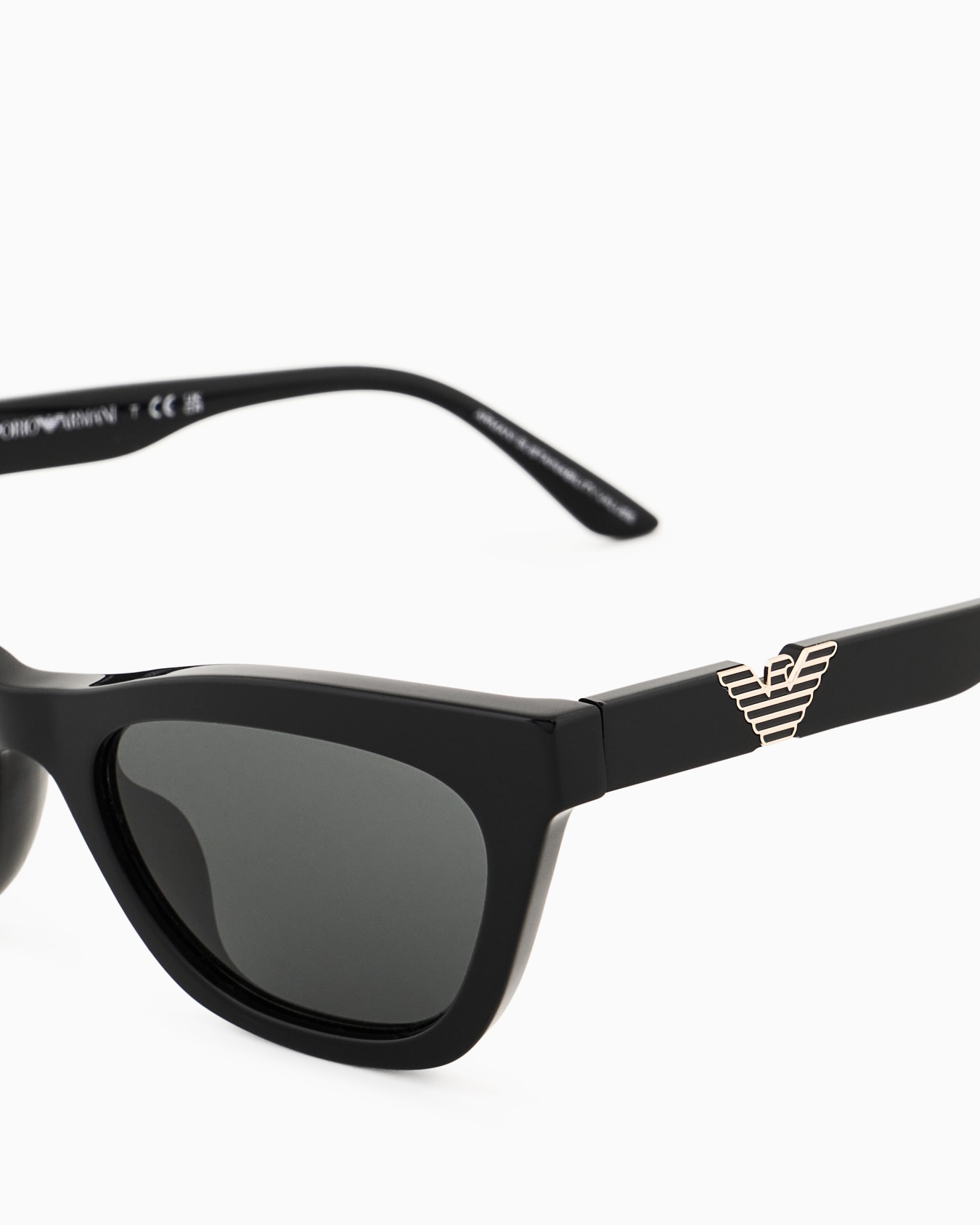 Occhiali da sole da donna forma cat eye Slide 3