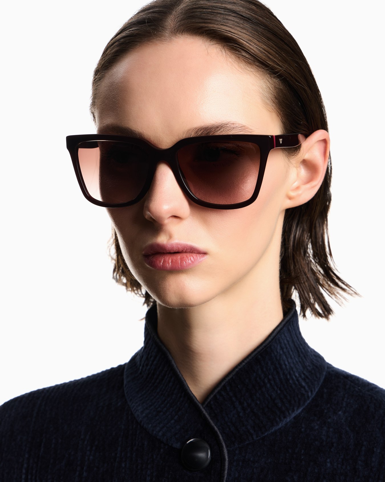 Women’s irregular-shaped sunglasses Slide 1
