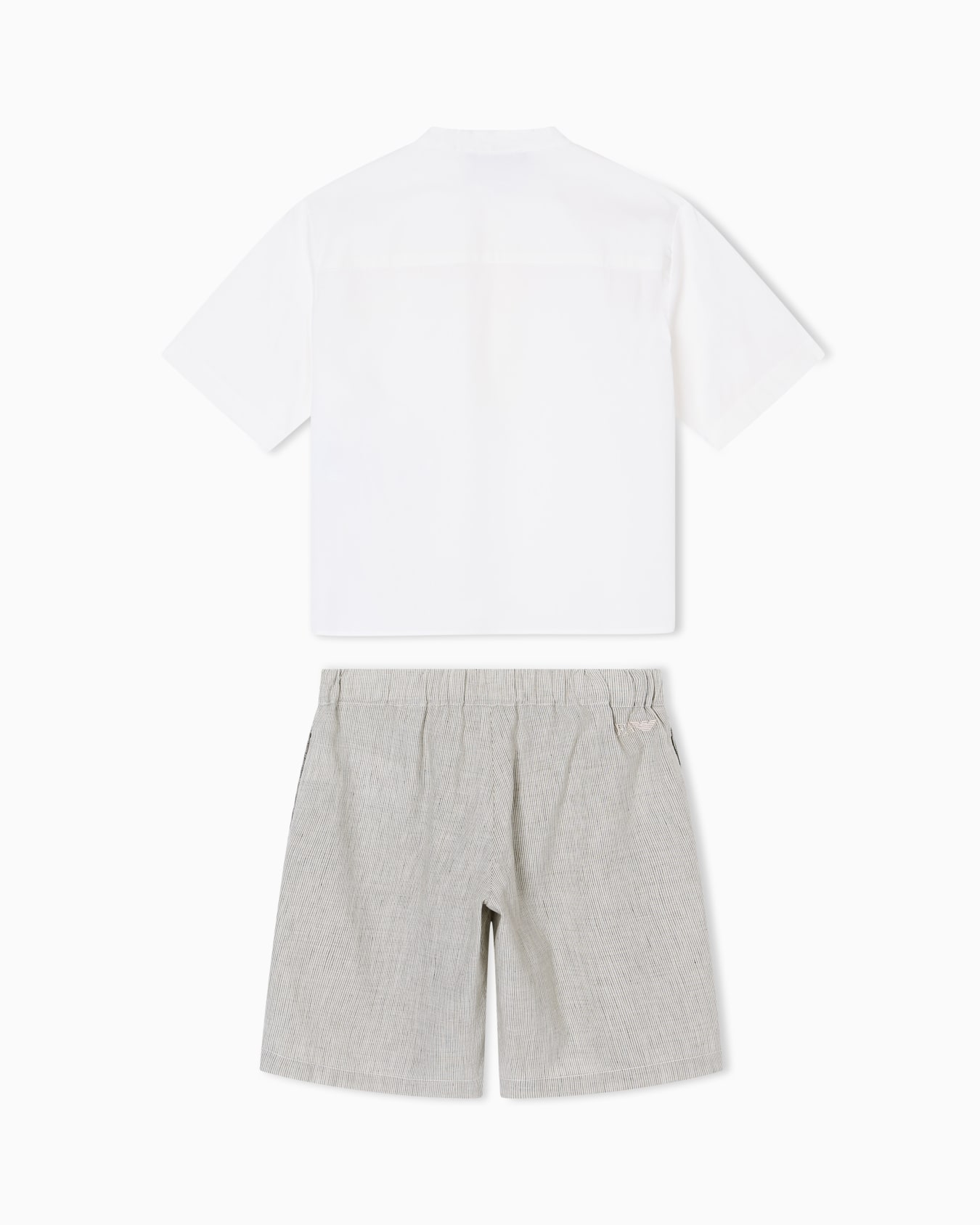 Set comprising linen-blend Bermuda shorts and shirt Slide 2