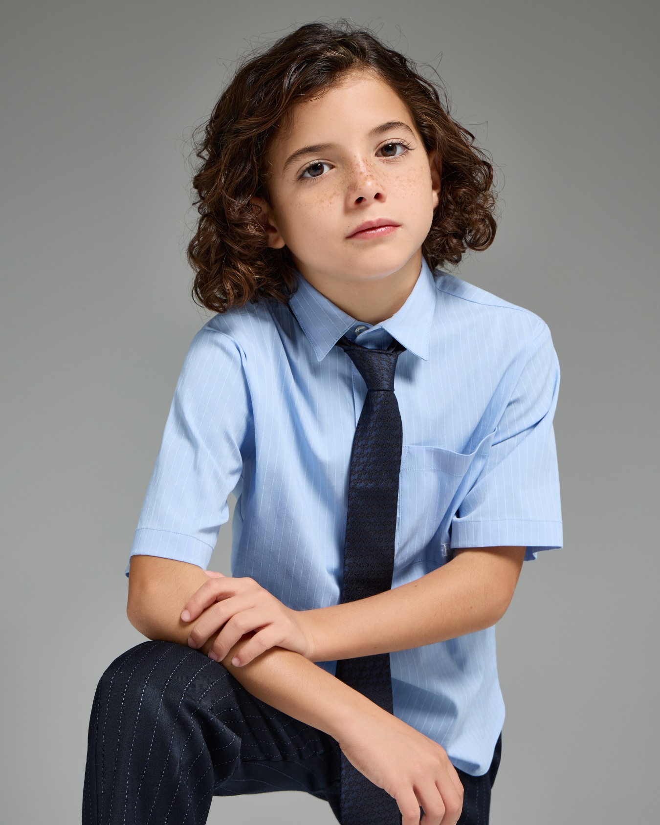 Short-sleeved striped poplin shirt Slide 3