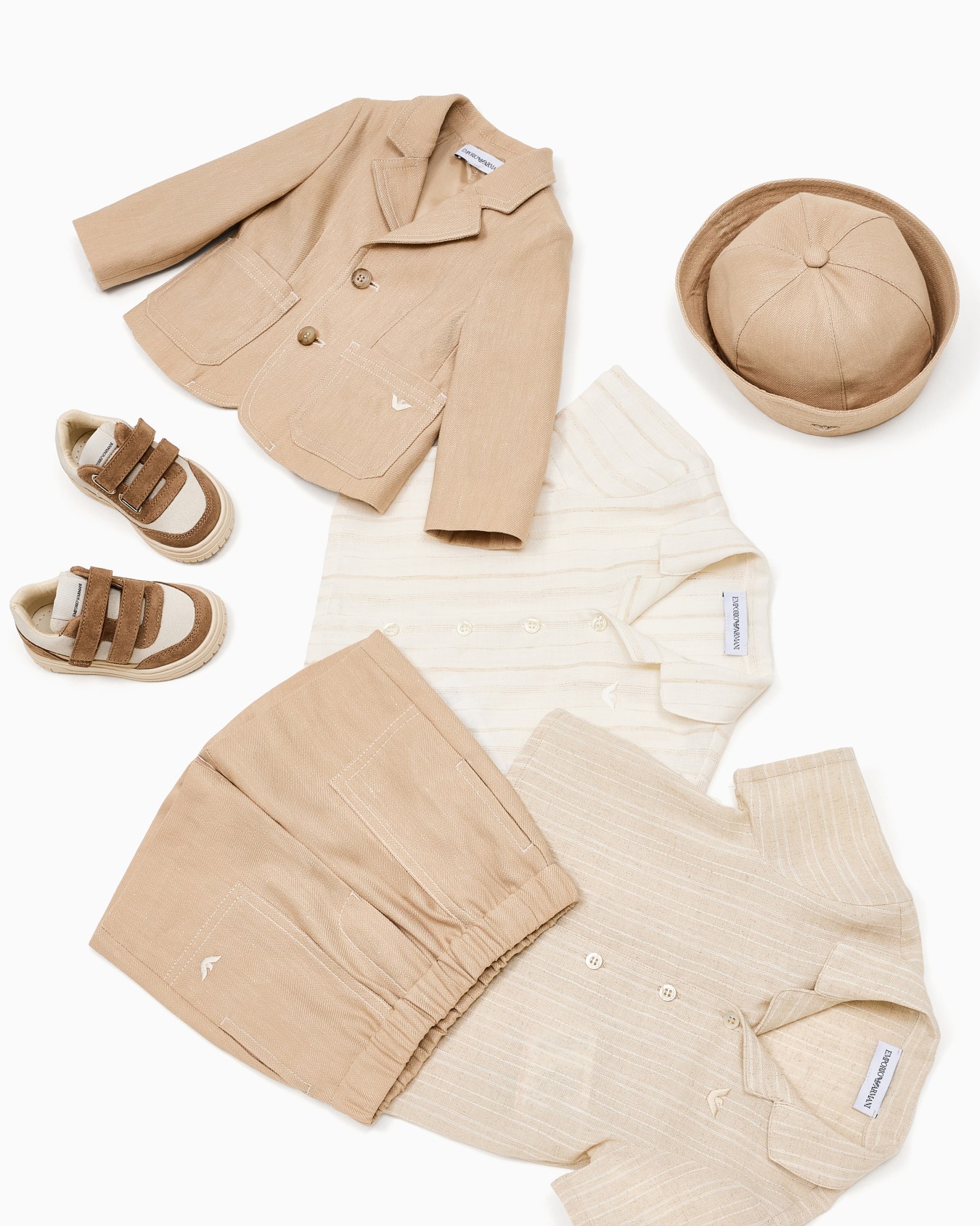 Suede sneakers with strap 슬라이드 6