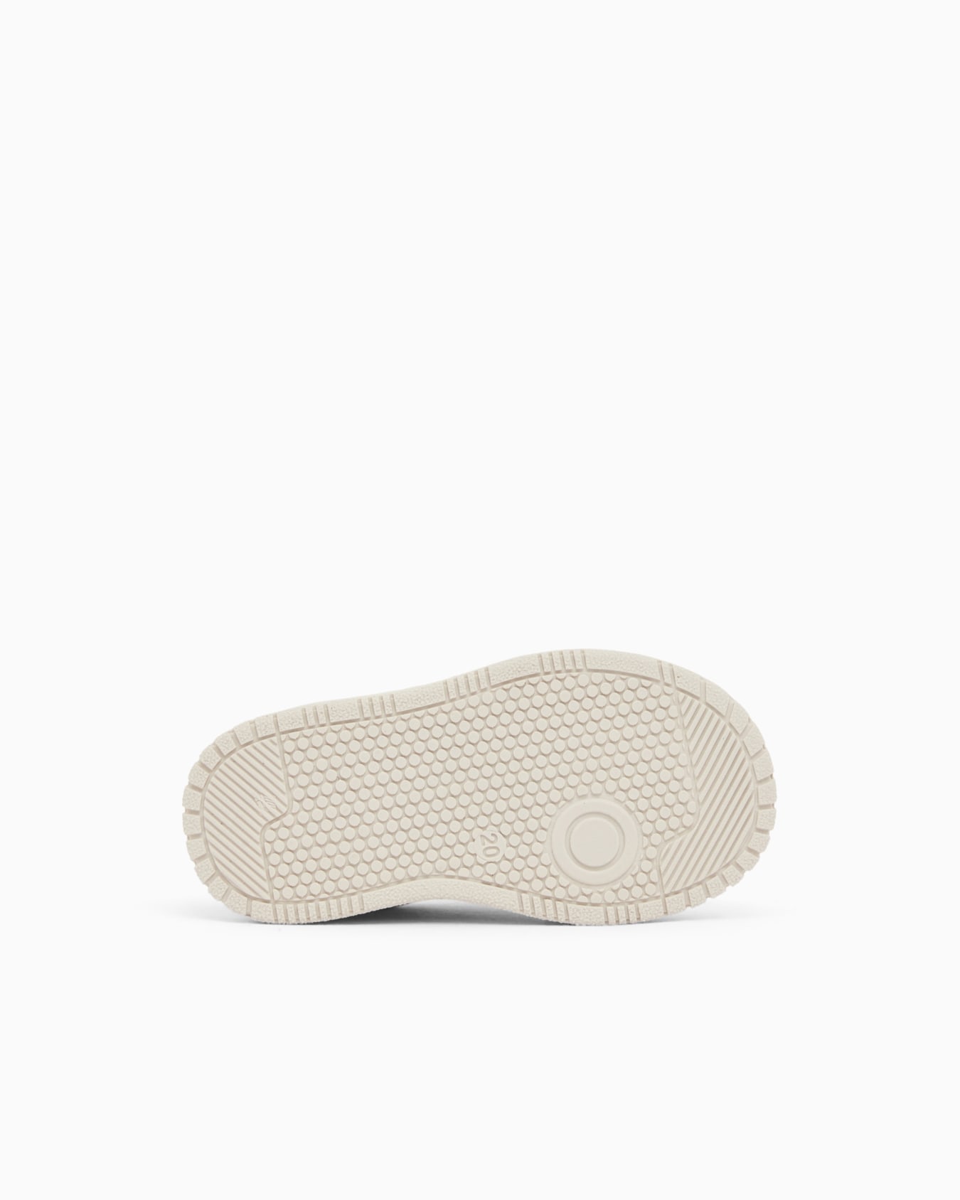 Sneakers with shiny leather and double strap closure Slide 5