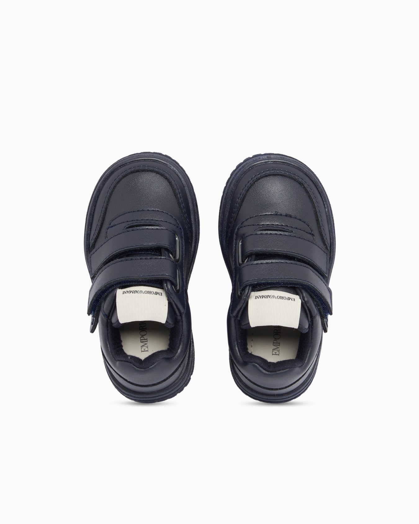 Sneakers with shiny leather and double strap closure Slide 2