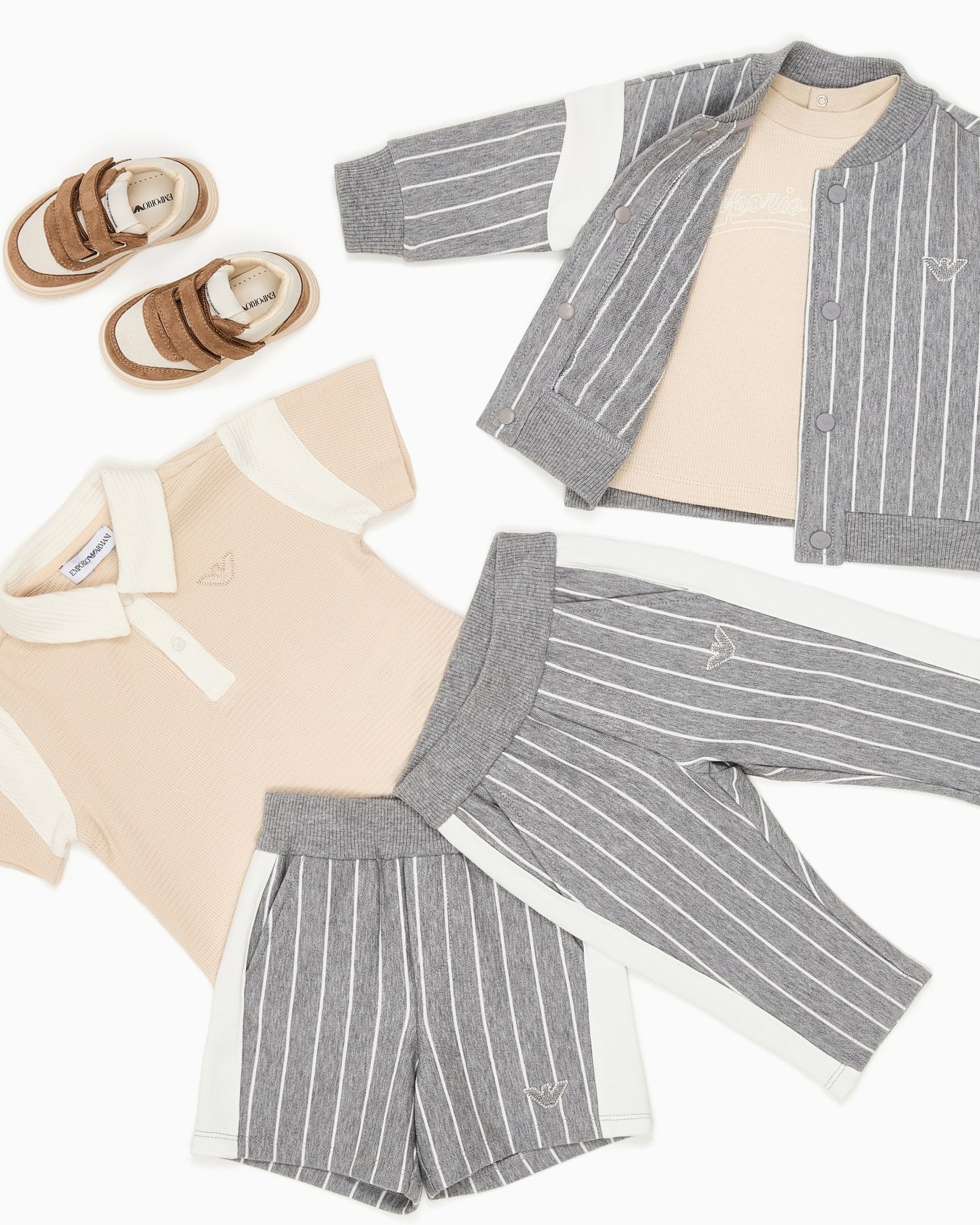 Zip-Up Sweatshirts Slide 3