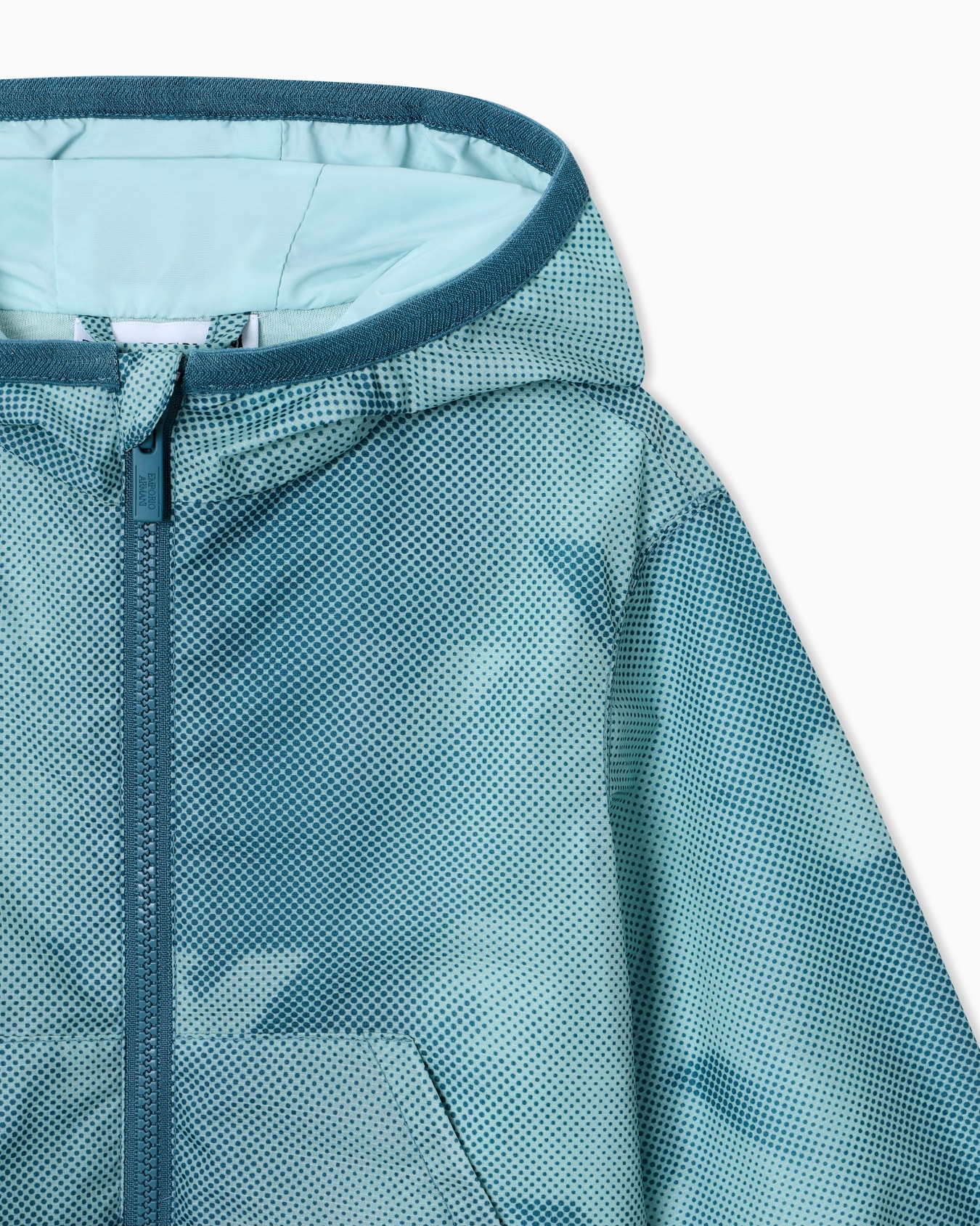 Hooded blouson in all-over eagle nylon スライドする 1