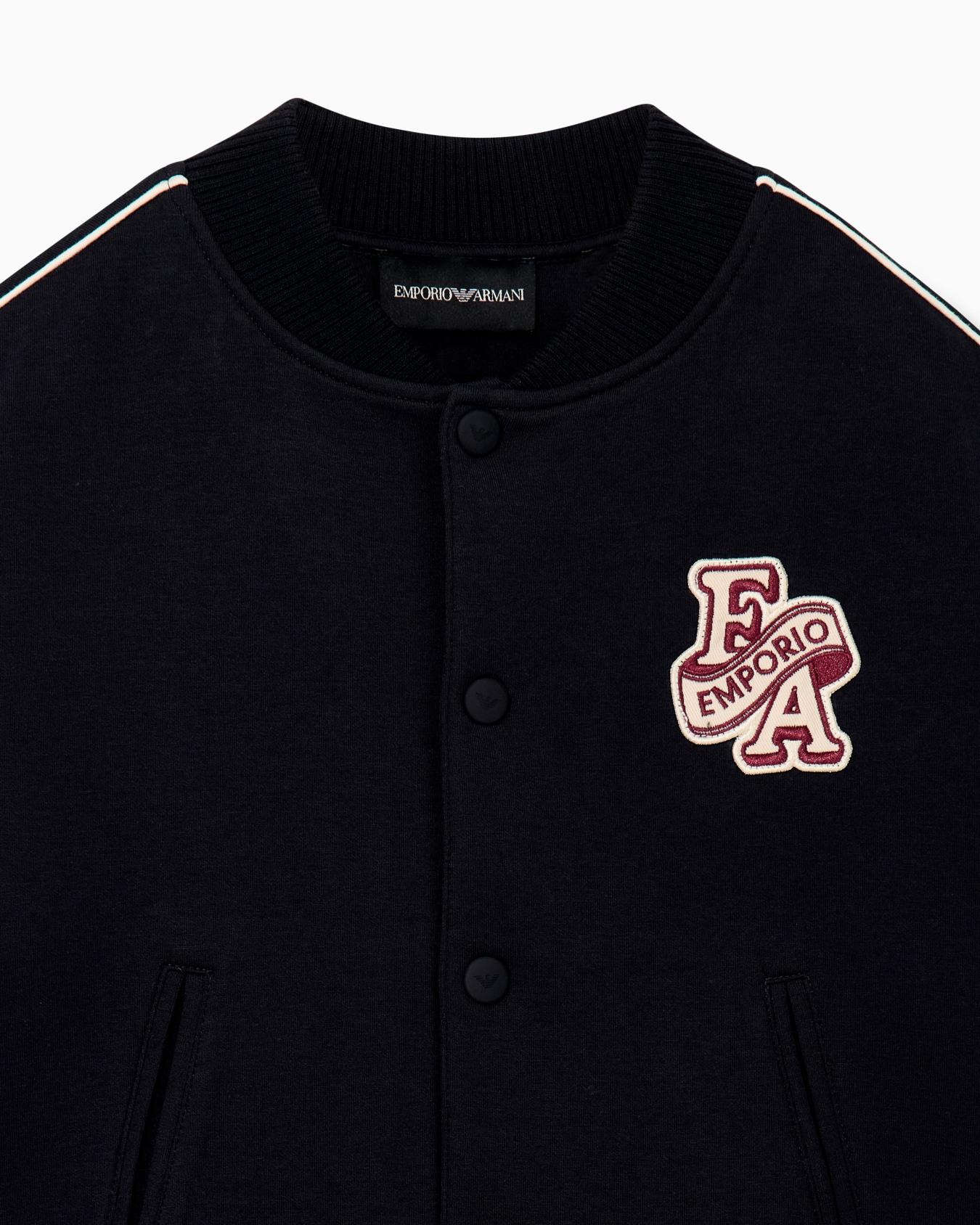 Double jersey varsity sweatshirt with contrasting sleeves Slide 1