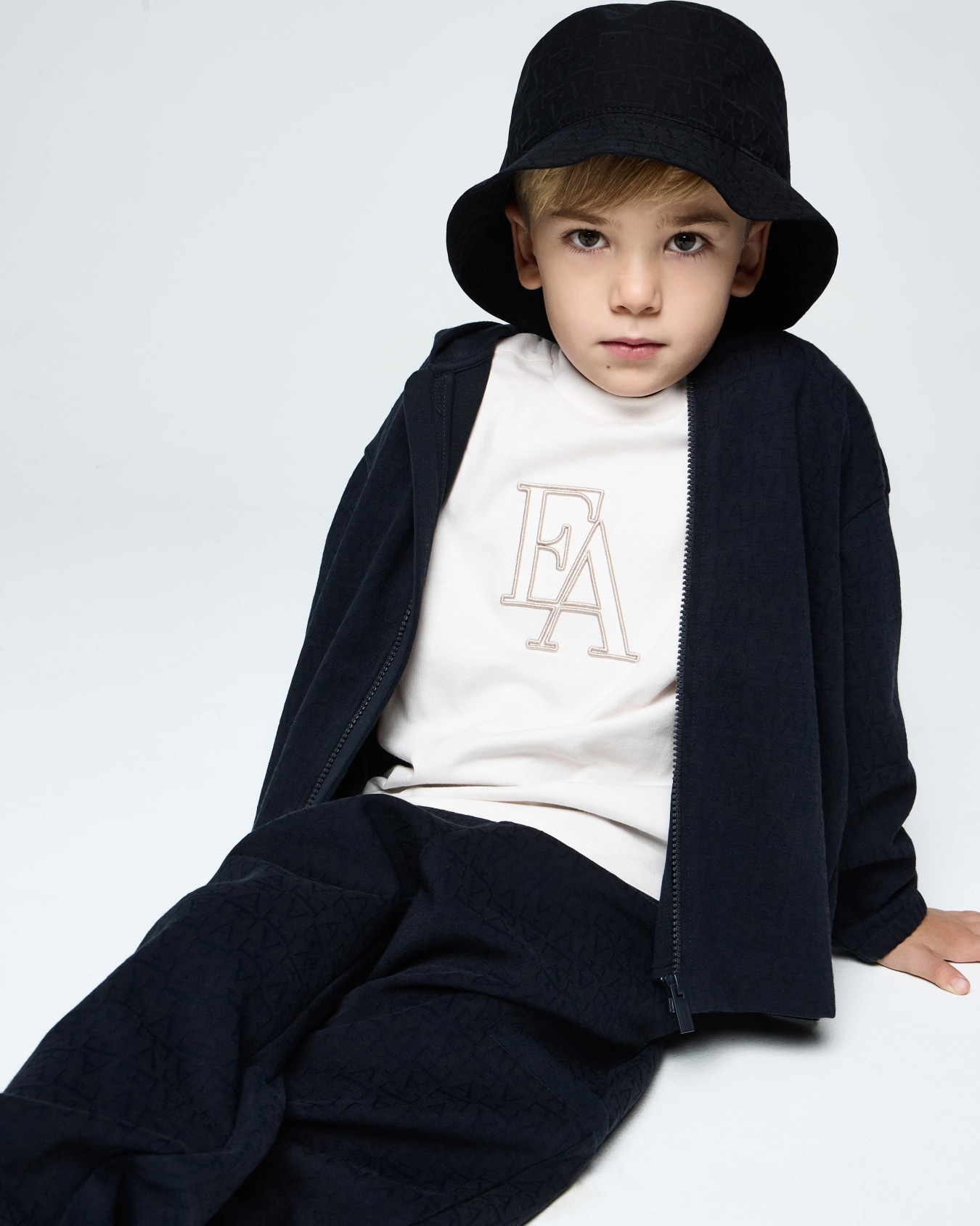 Survêtement oversize en jersey jacquard à capuche zippée Diapositive 3