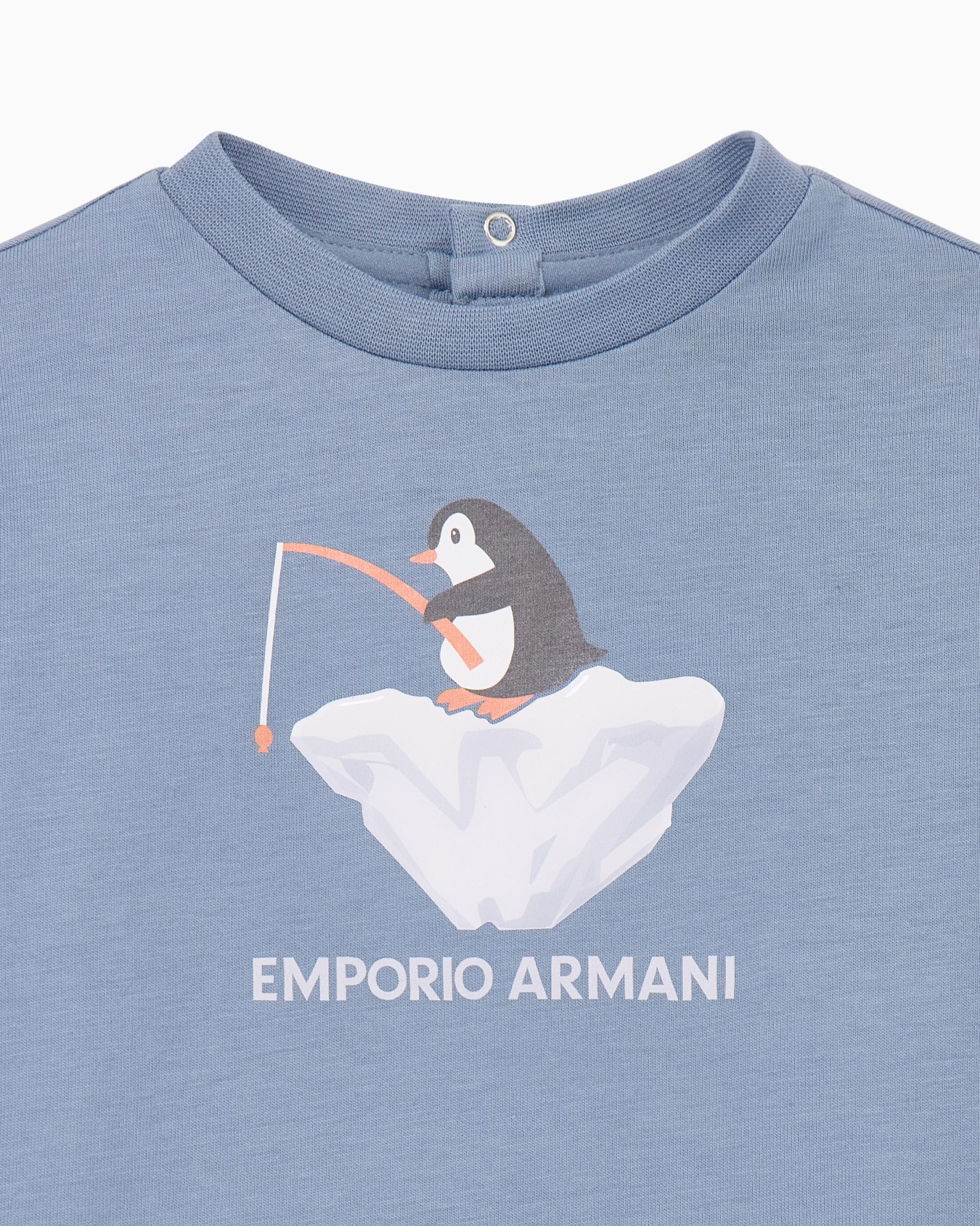 Cotton T-shirt with a penguin graphic and back buttons Slide 1
