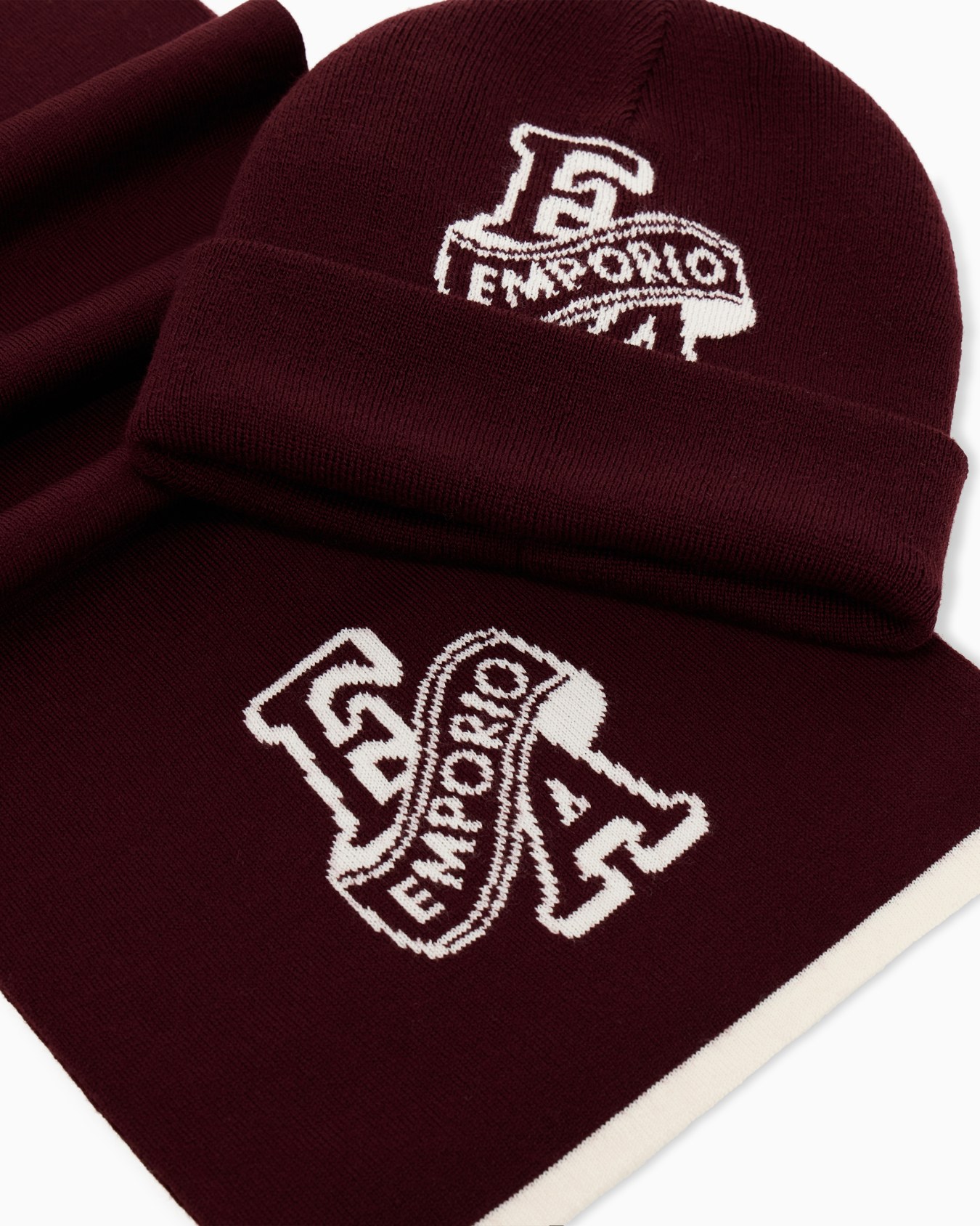 Knitwear set with virgin wool logo beanie and scarf Slide 1