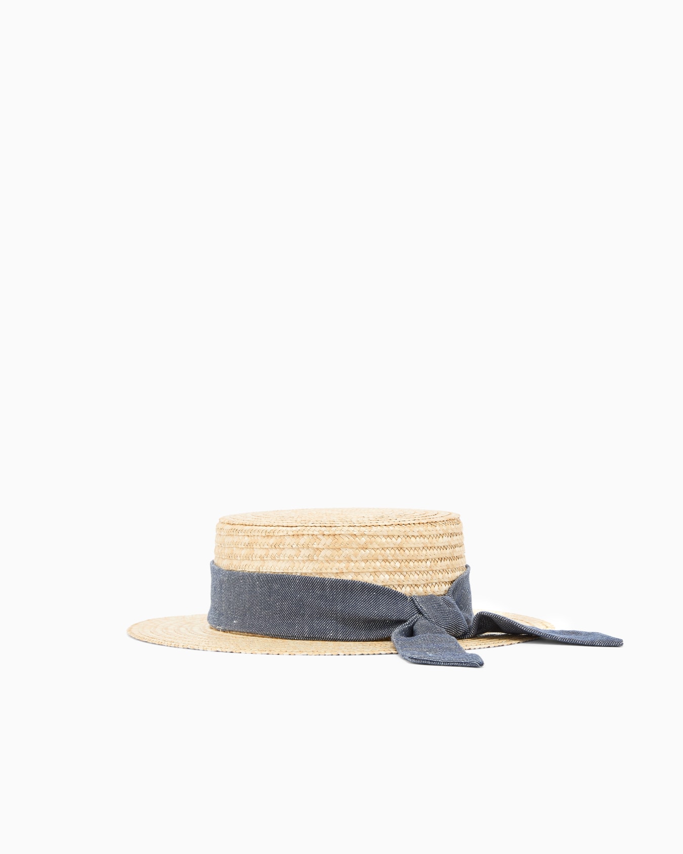 Straw hat with ribbon Slide 1