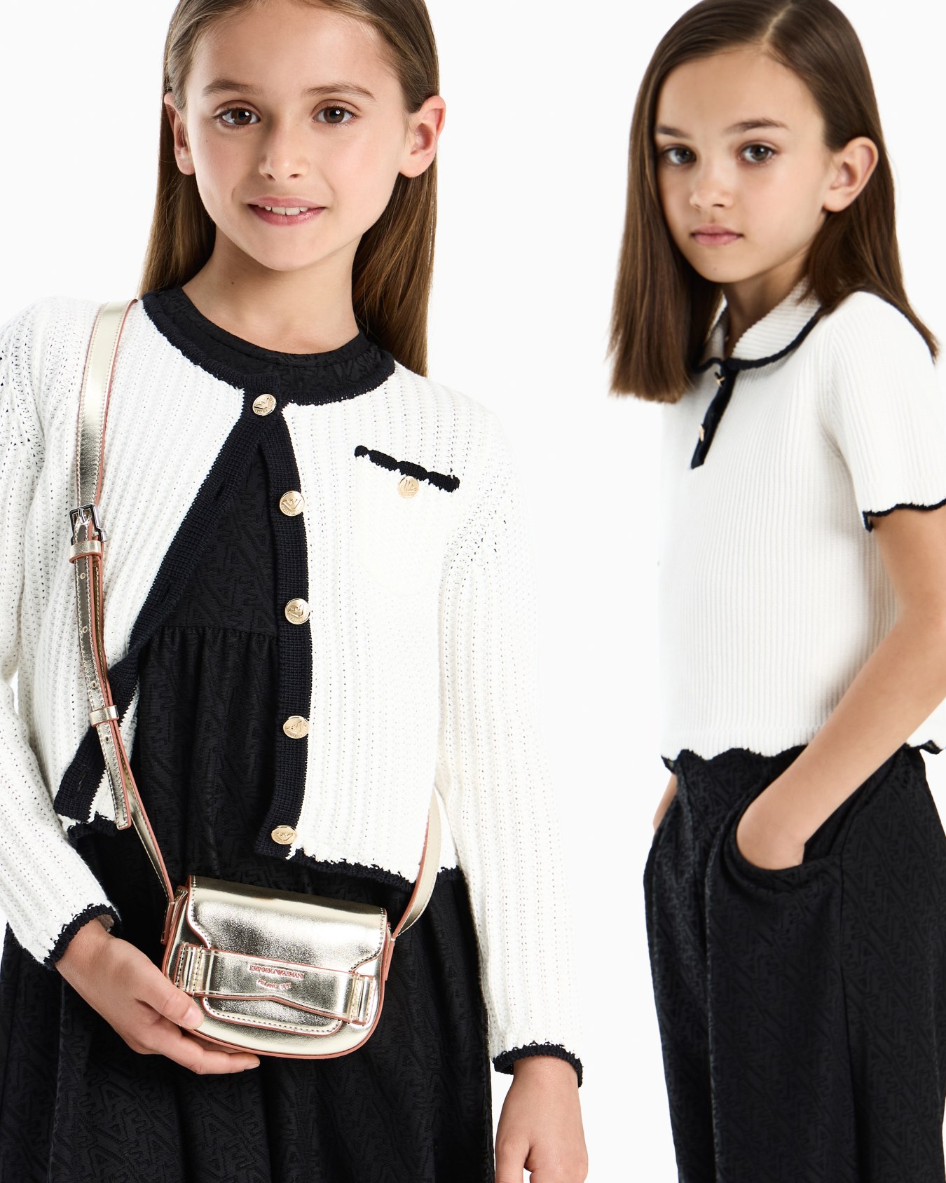 Ribbed knit cardigan with gold buttons スライドする 3