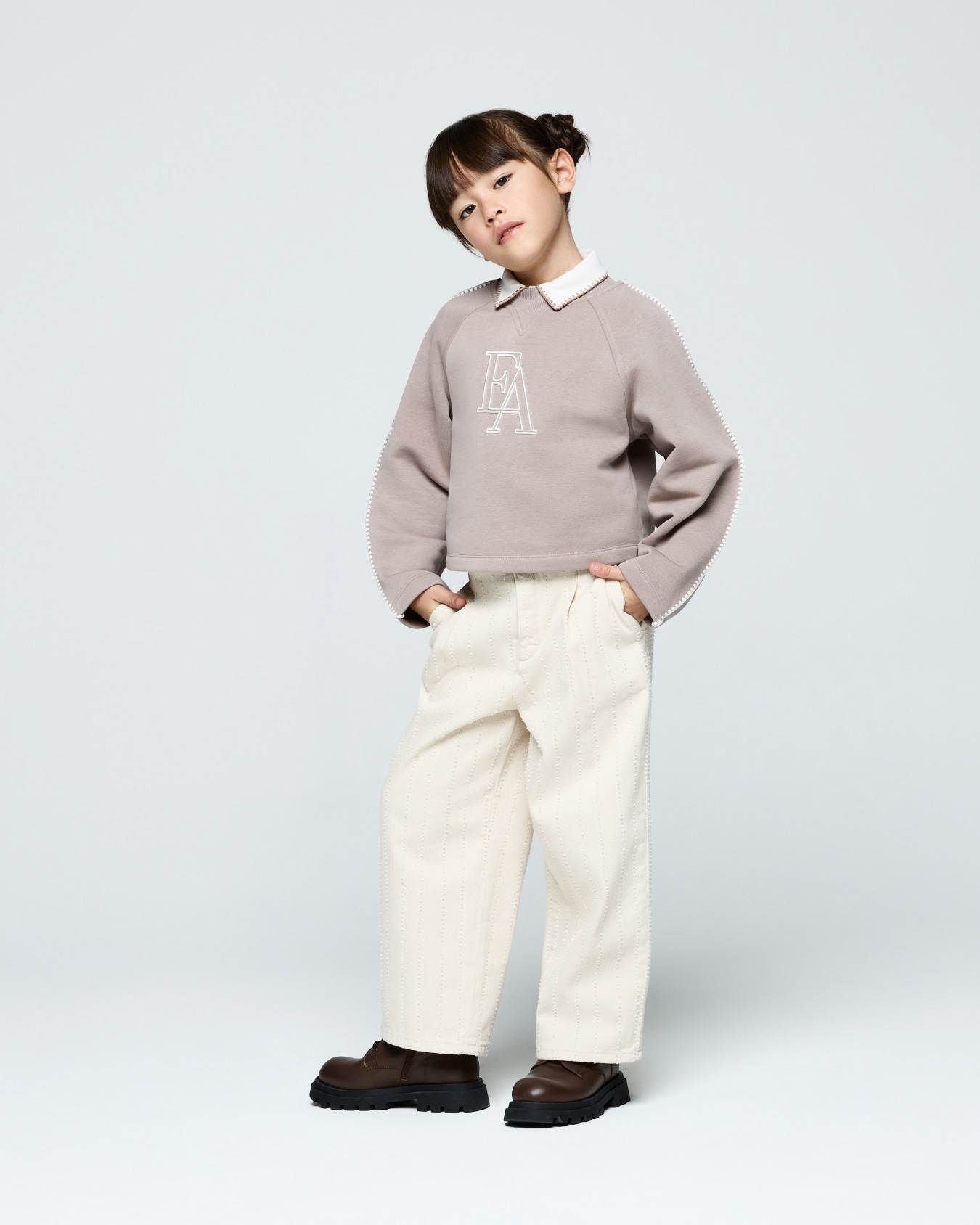 5-pocket pants in striped cotton drill with elastic waist Slide 3