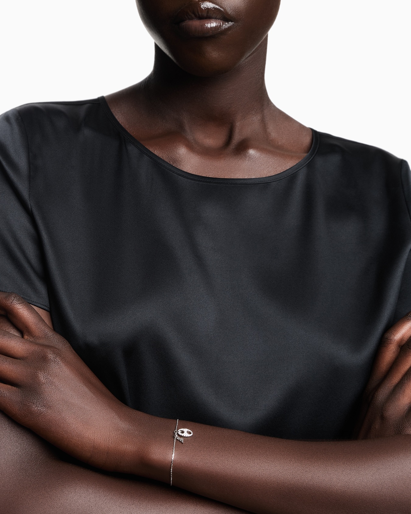 Pulsera con colgante de plata de ley Diapositiva 1