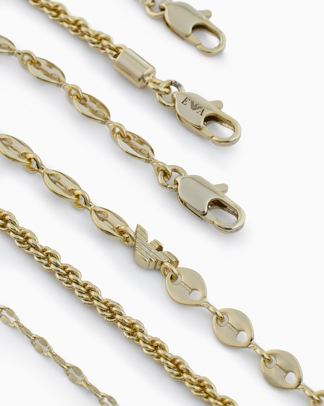 Mehrreihiges Armband aus goldfarbenem Messing Folie 2