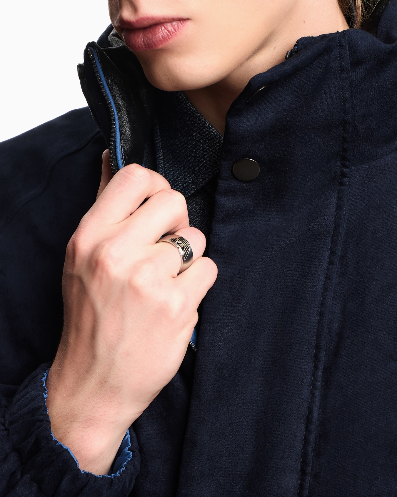 イーグルロゴ  リング ツートーン ステンレススチール スライドする 1