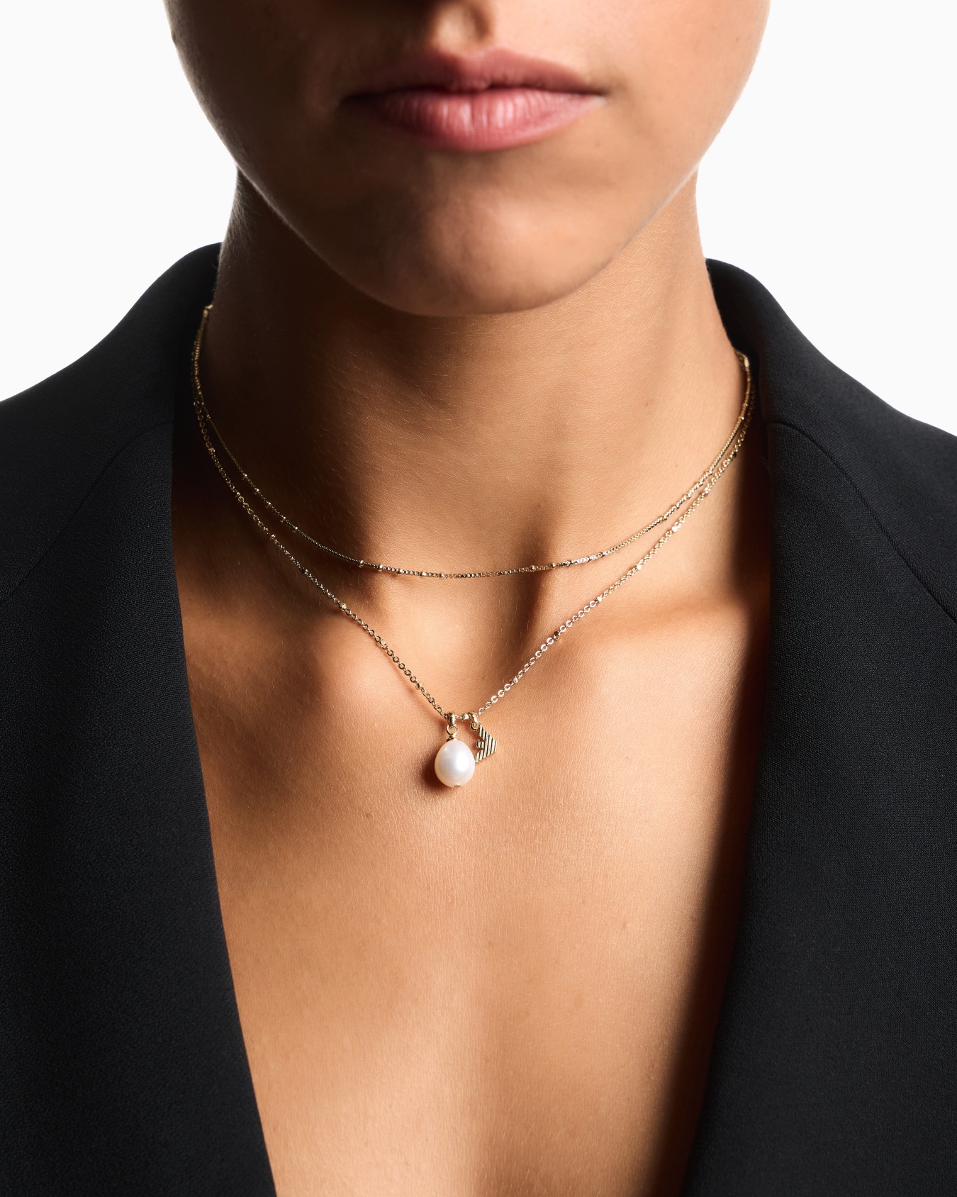 Kette mit Anhänger aus Goldmessing Folie 1