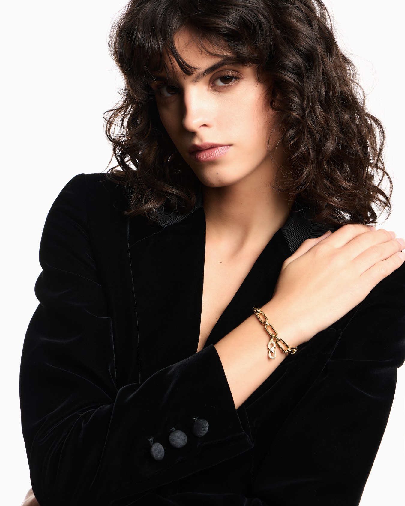 Goldfarbener Messing-Anhänger Folie 2