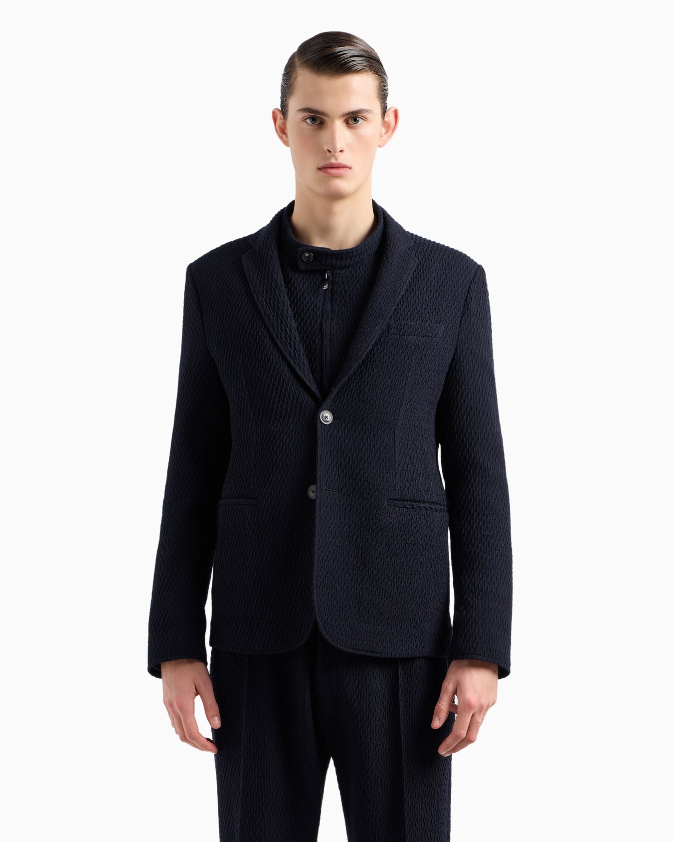 Single-breasted jacket in a 3D-effect virgin-wool stretch jersey knit Slide 4