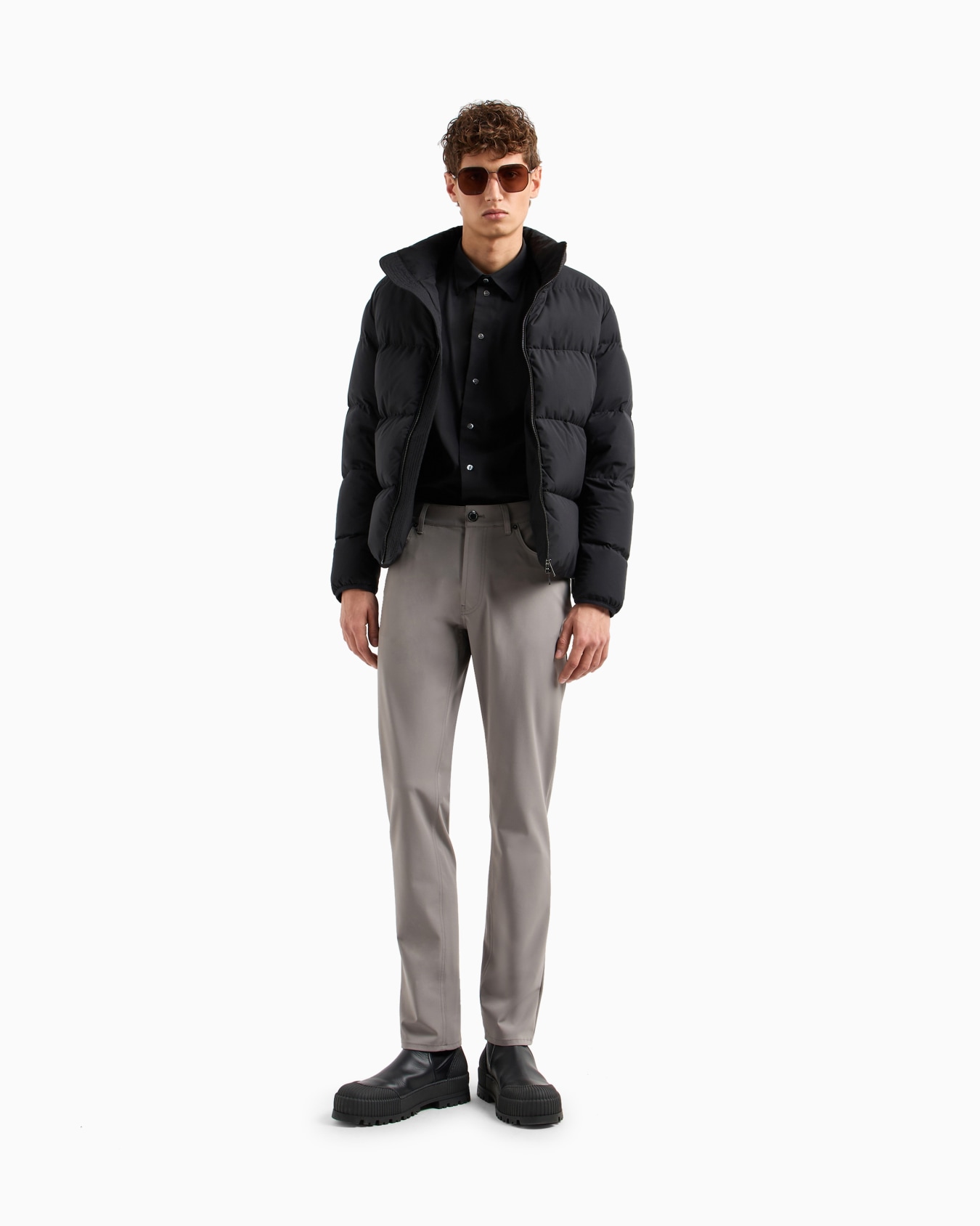 US Exclusive stretch fabric shirt Slide 1