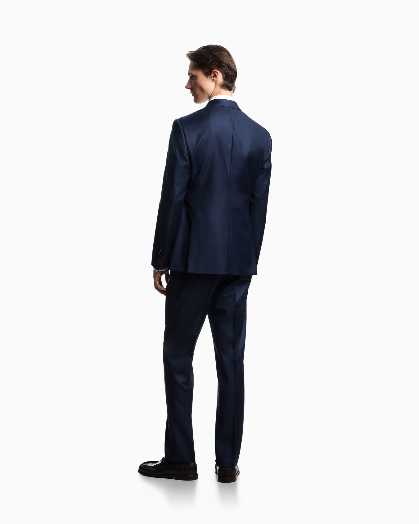 Single-breasted suit in a silky-finish grisaille Slide 2