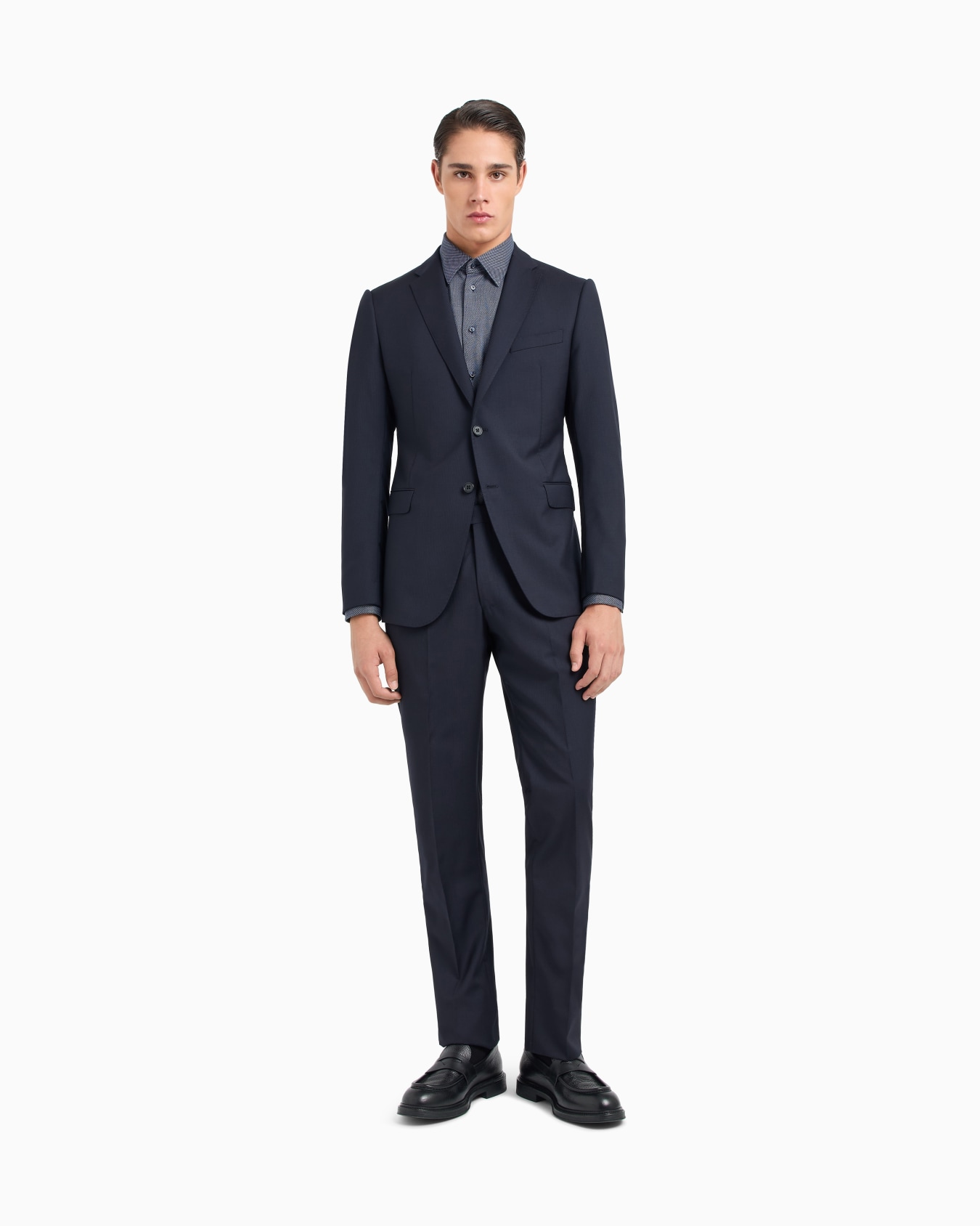 Slim-fit, single-breasted suit in tone-on-tone micro-striped virgin wool Slide 3
