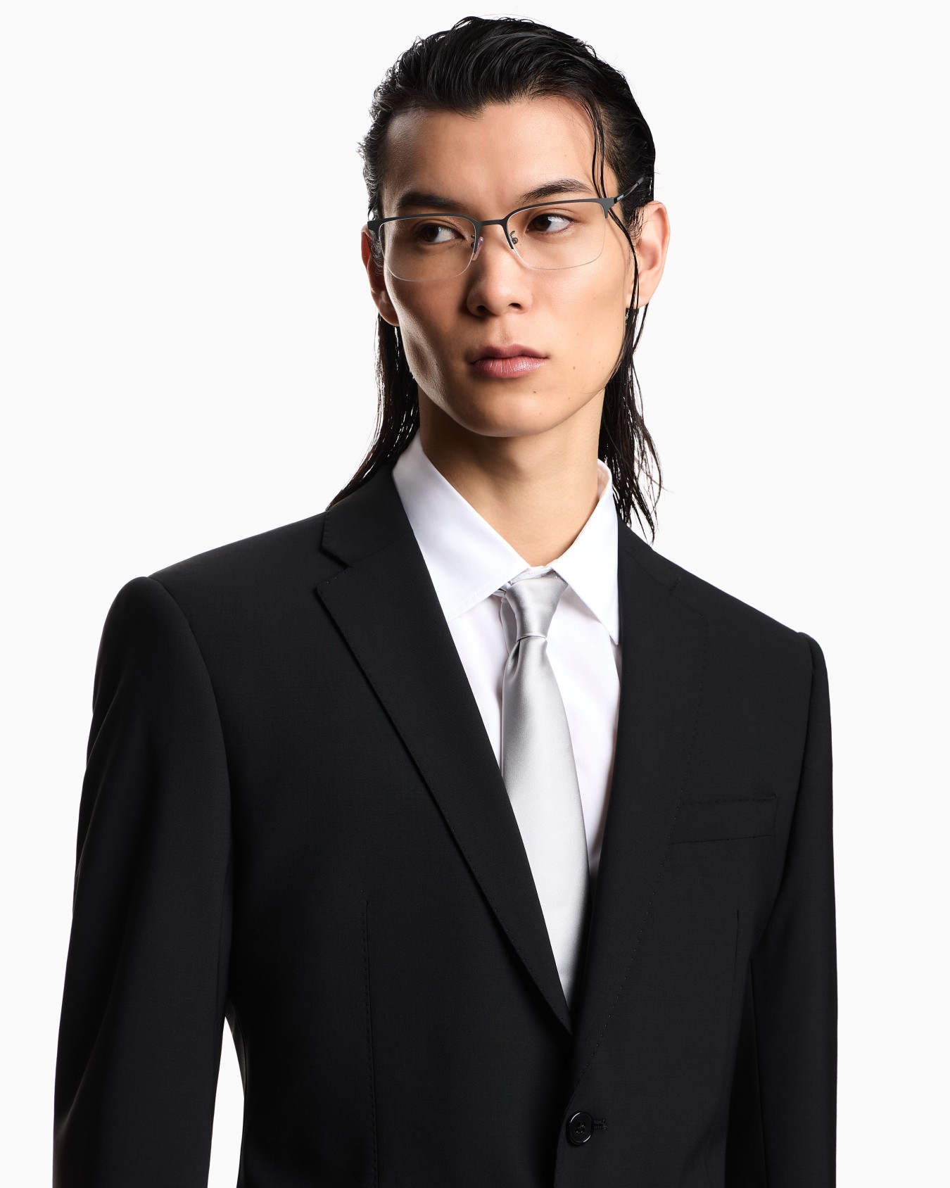 Single-breasted suit in two-way stretch, tropical light wool canvas Slide 5