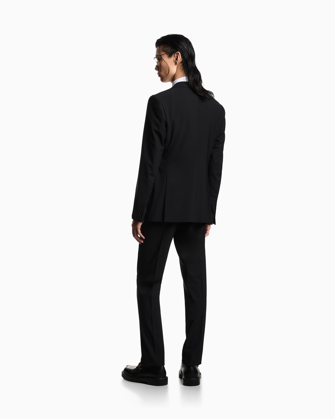 Single-breasted suit in two-way stretch, tropical light wool canvas Slide 2