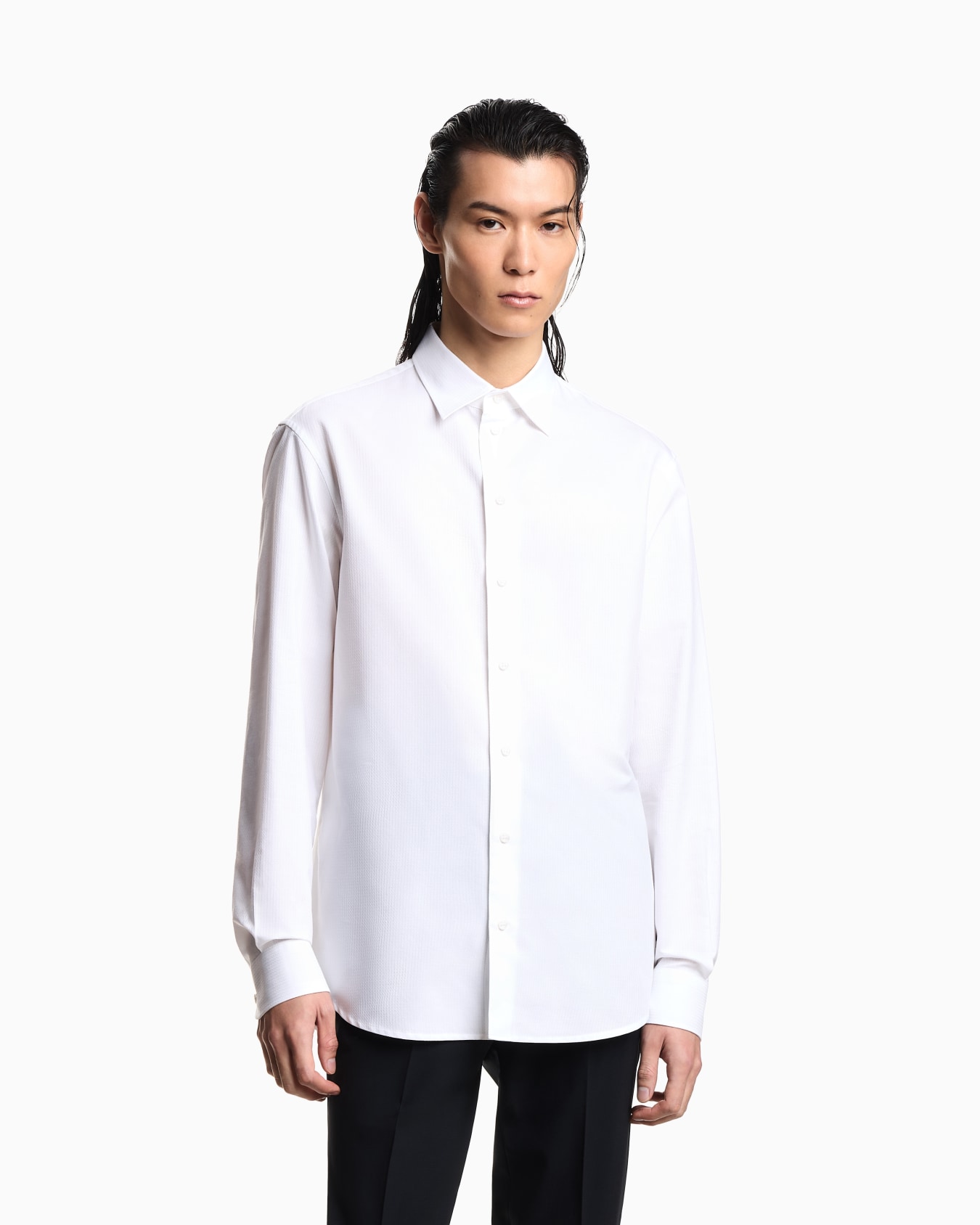 Micro-textured fabric shirt Slide 3