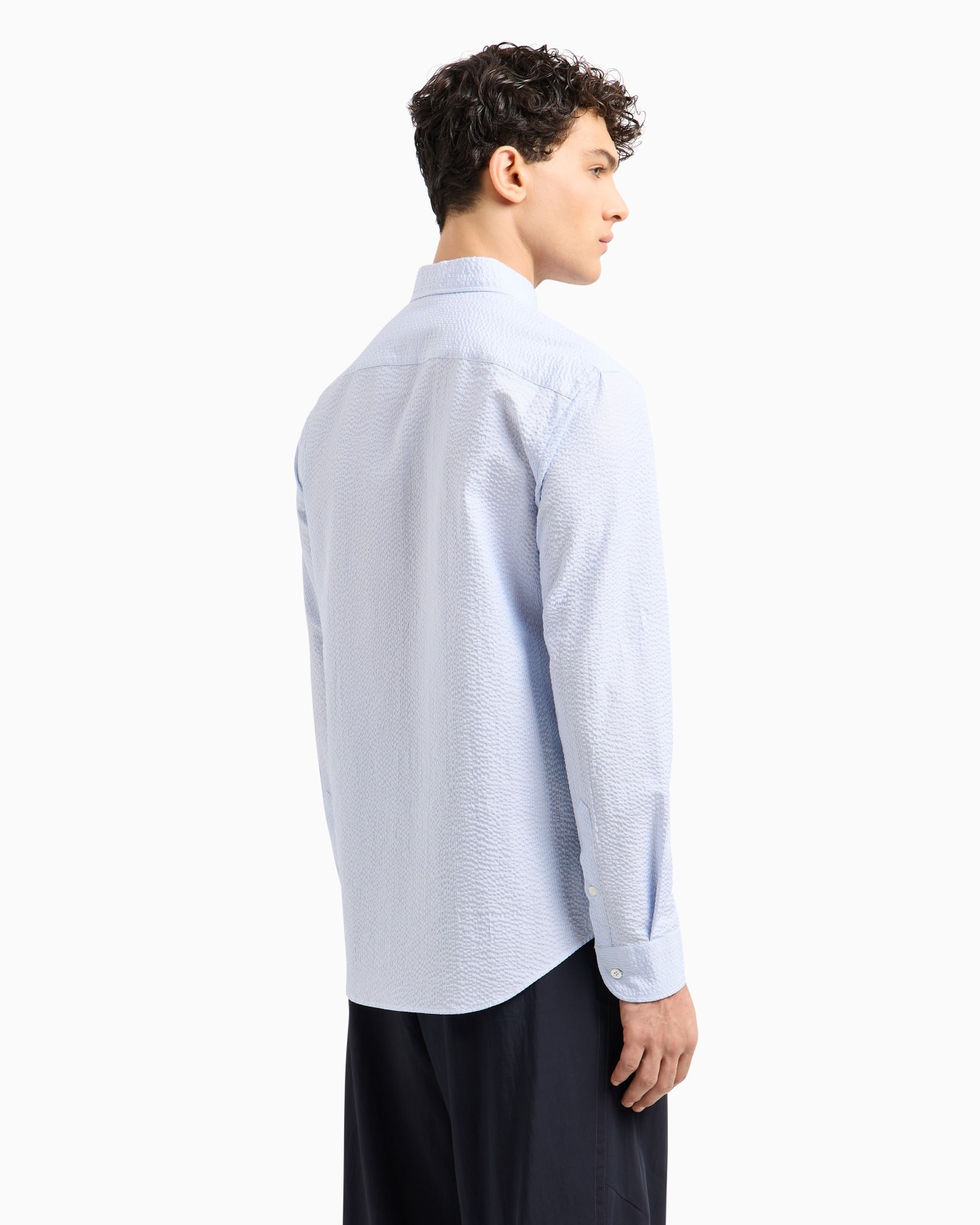 Seersucker-effect cotton shirt Slide 2