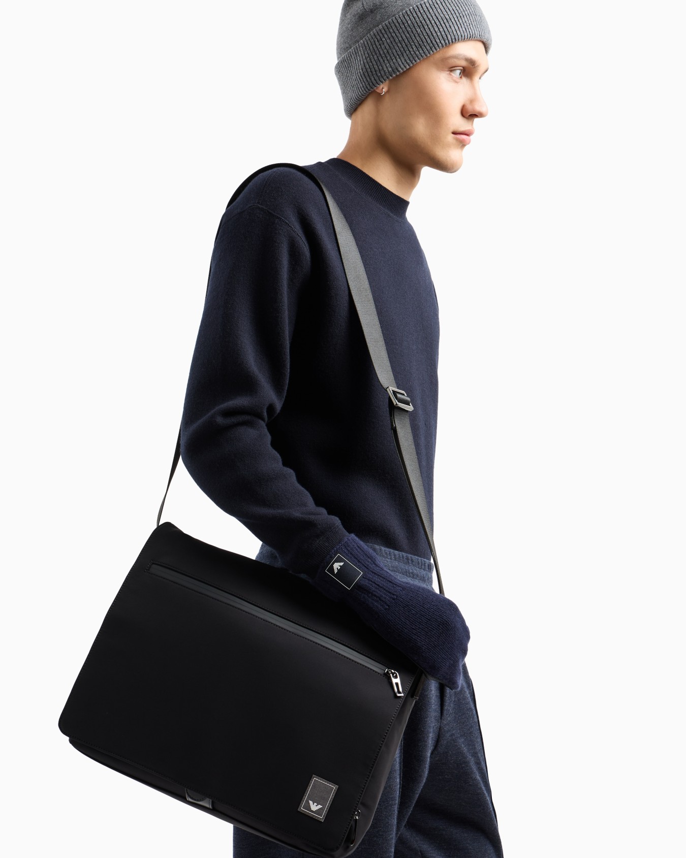 Bolso mensajero de nailon Travel Essential Diapositiva 5