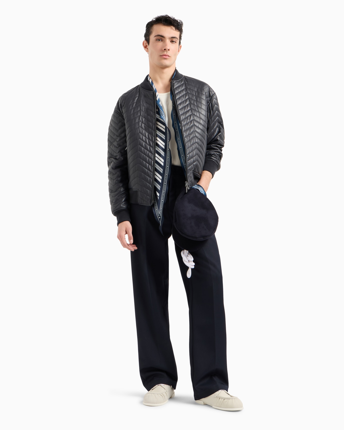 Blouson ample en peau d’agneau matelassé semi-aniline avec motif chevron Diapositive 3