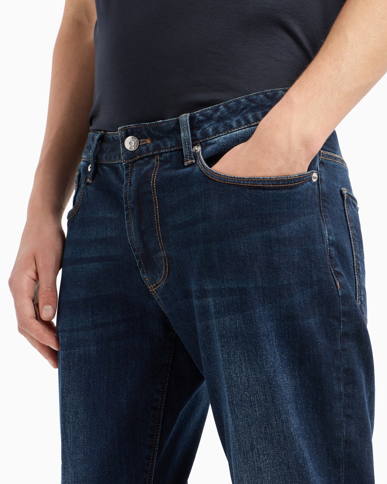 Slim-fit denim jeans Slide 4