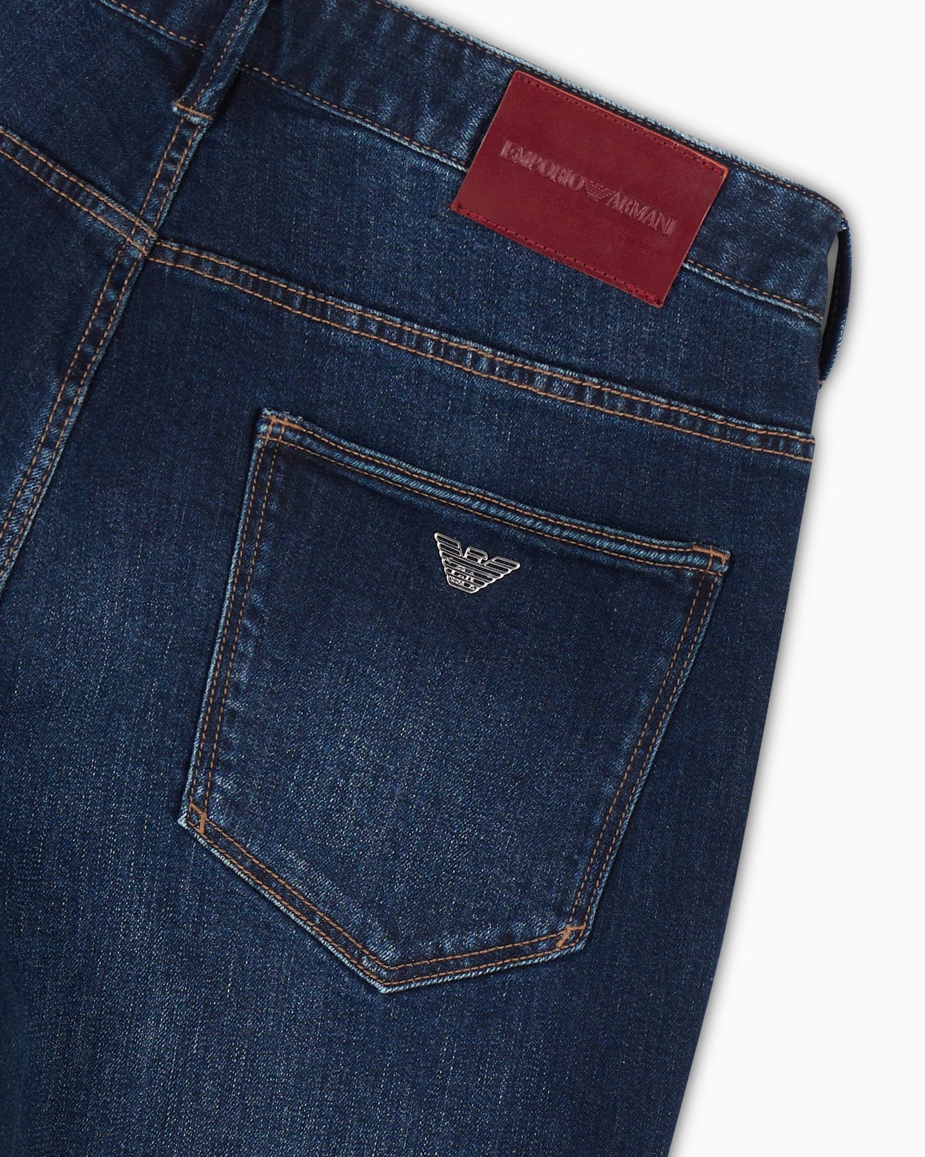 Slim-fit denim jeans Slide 5