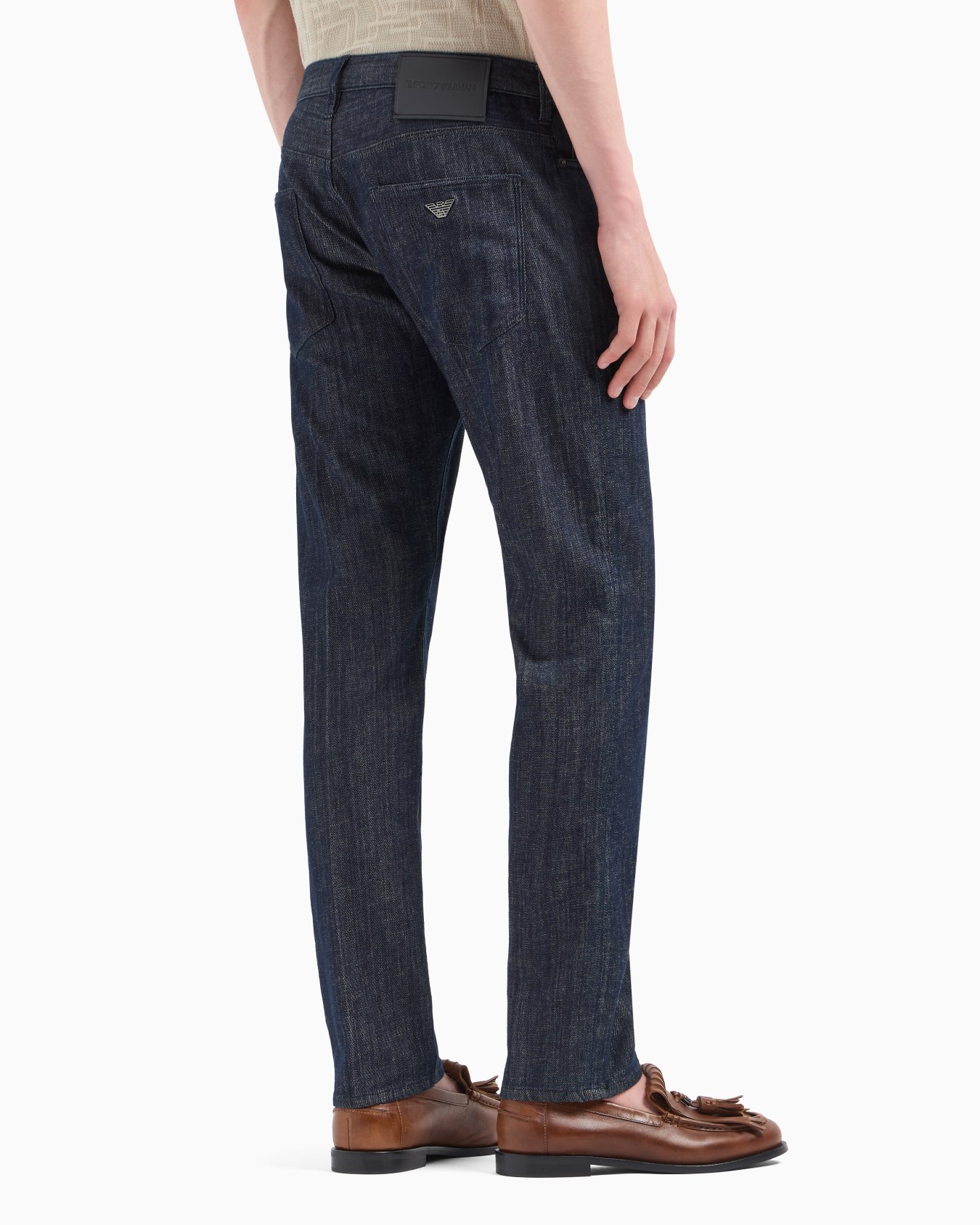 J06 slim-fit comfort-denim jeans Slide 3