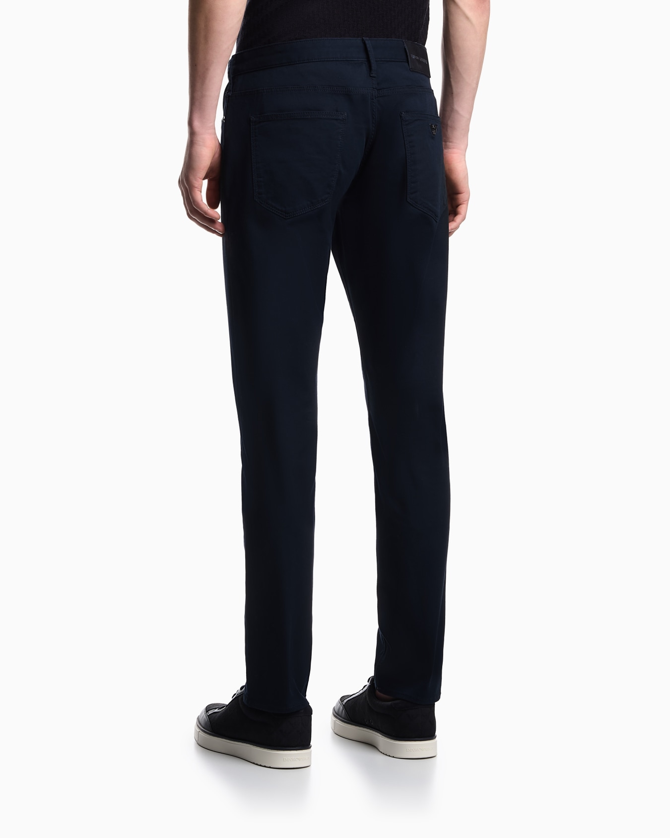 J06 stretch-fabric slim-fit trousers Slide 3