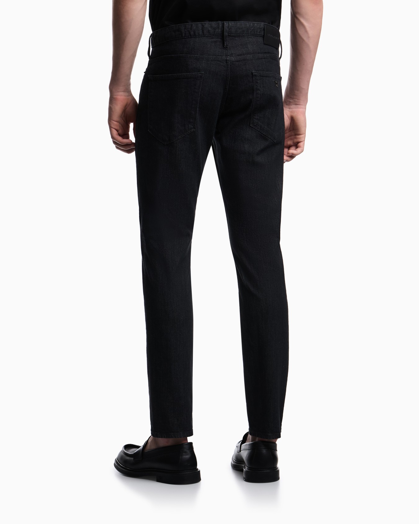 スリムフィットジーンズ J06 ストレッチデニム ストリーク スライドする 3