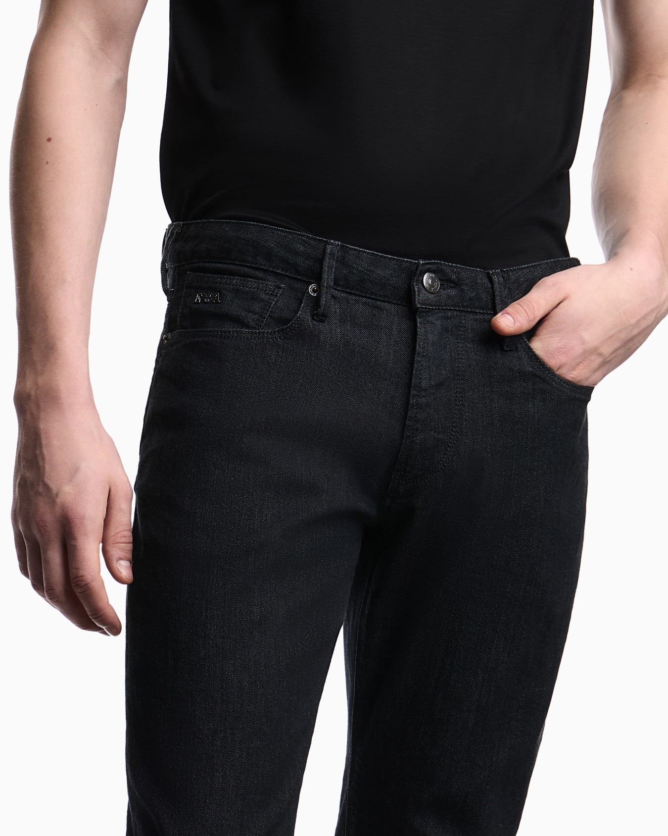 スリムフィットジーンズ J06 ストレッチデニム ストリーク スライドする 4