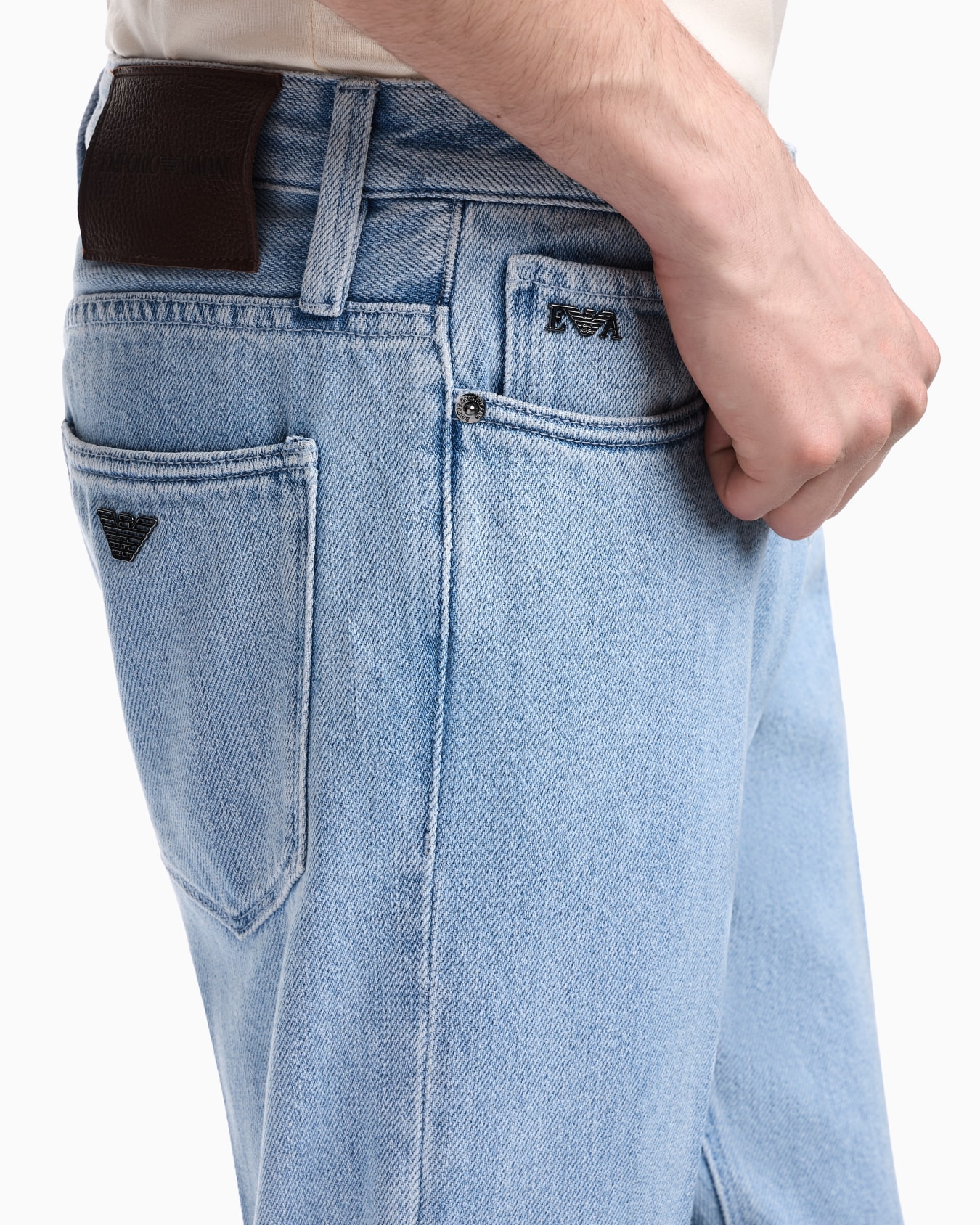 J06 slim-fit jeans in lyocell-blend denim Slide 4