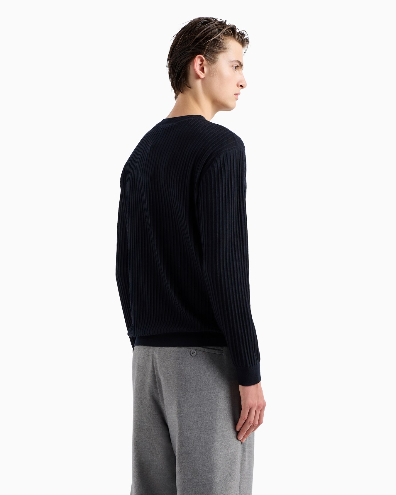 Travel Essential ribbed-effect virgin-wool jumper Slide 3
