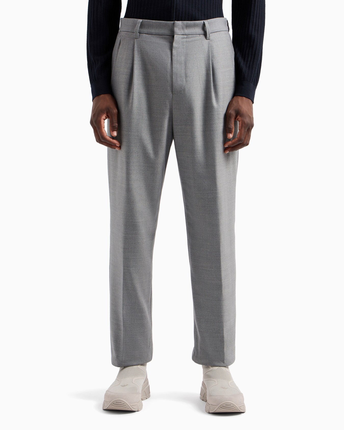Travel Essential virgin wool-blend trousers with pleats Slide 2