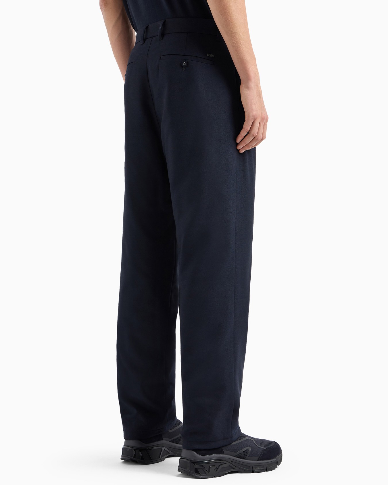 Travel Essential virgin wool-blend trousers with pleats Slide 2