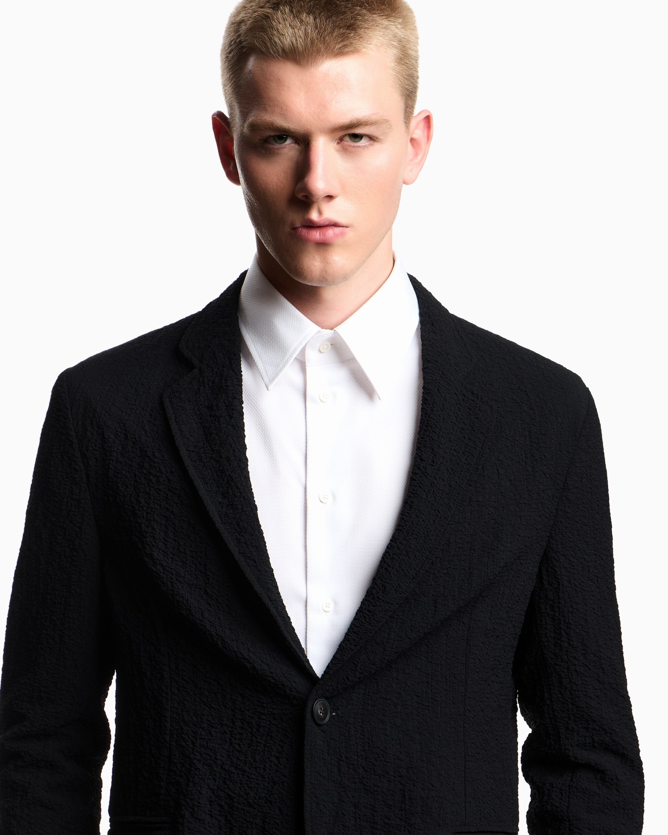 Single-breasted jacket in technical seersucker fabric Slide 4