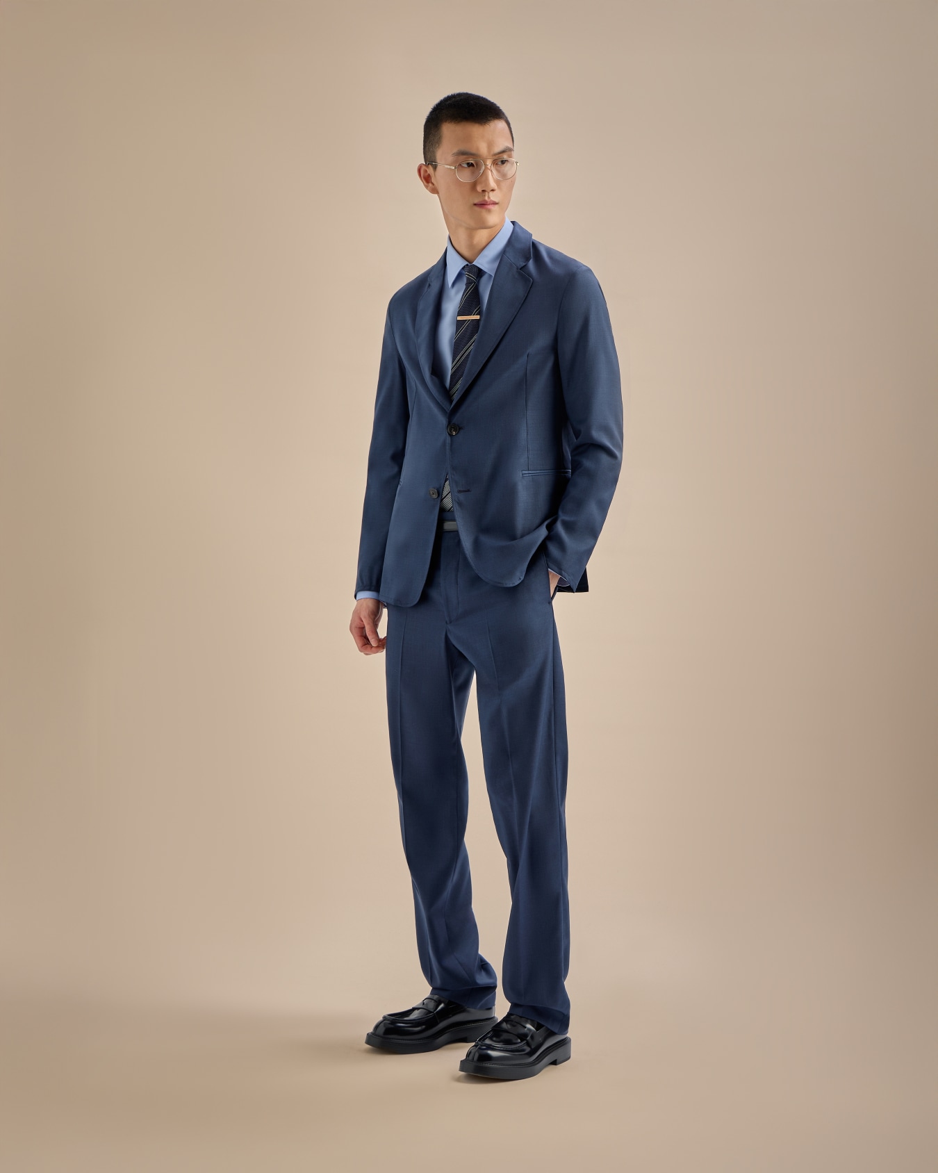 Icon single-breasted jacket in tropical light wool canvas Slide 6